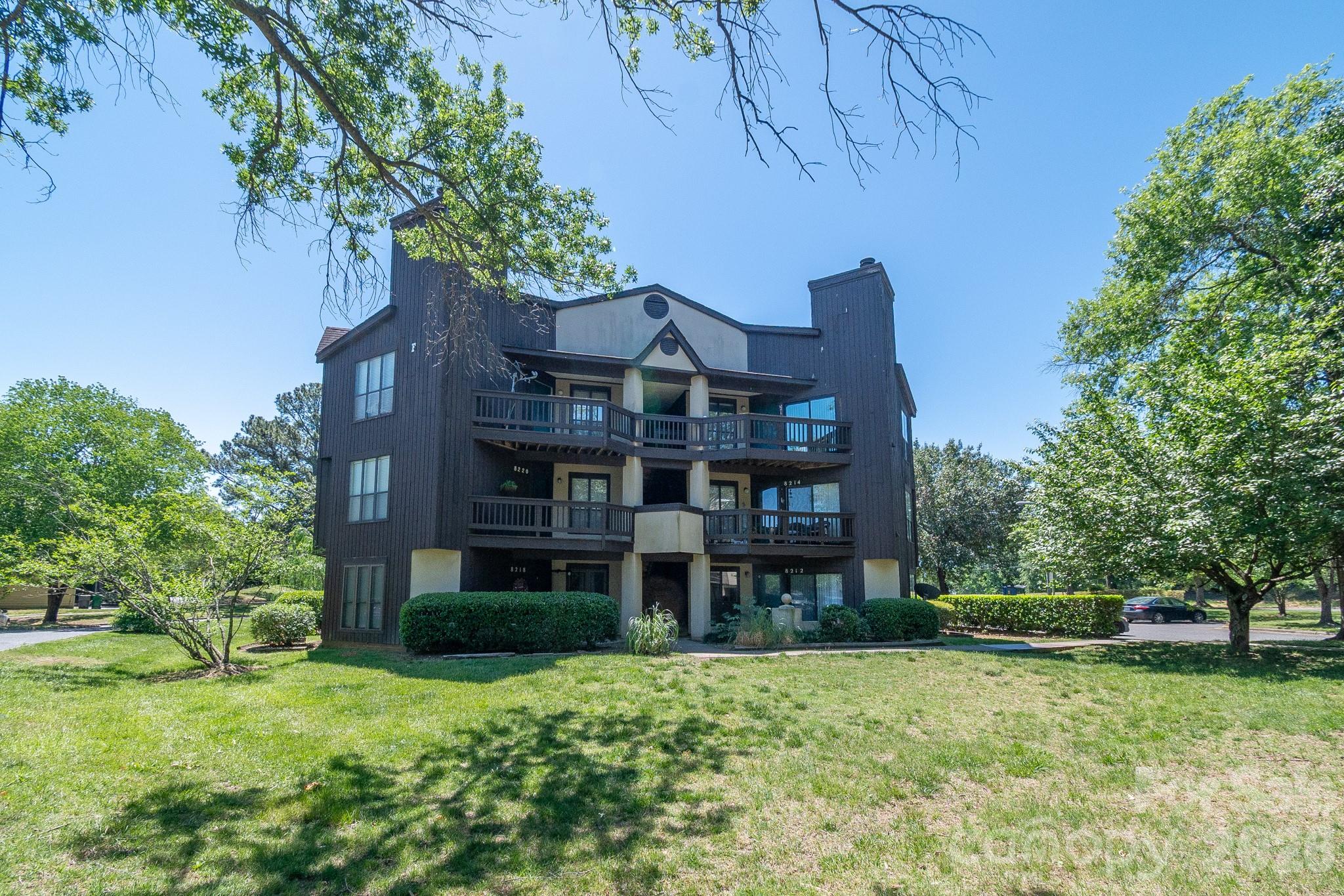 8216 Cedar Glen Drive — Charlotte