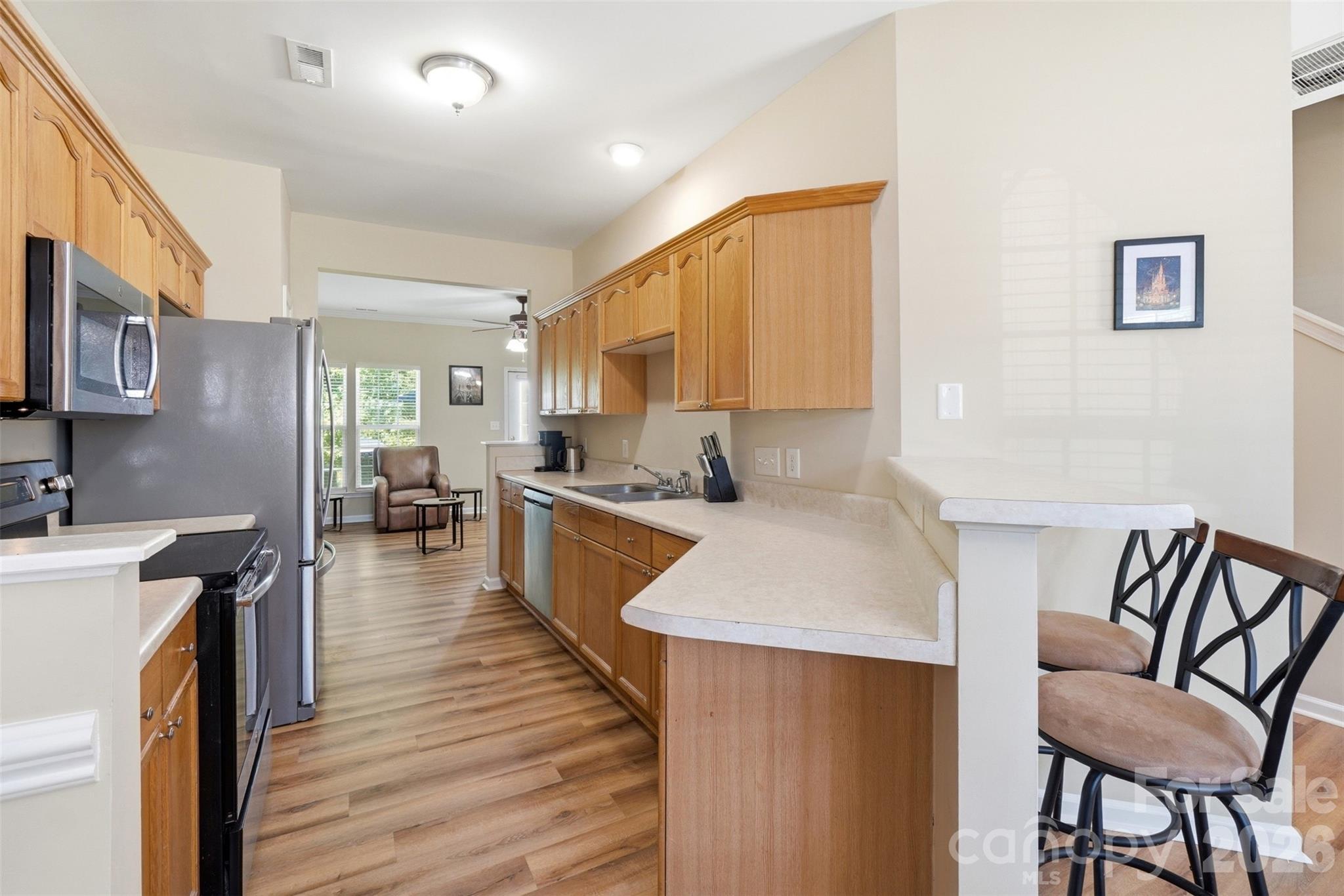 6072 Sapwood Court — Matthews
