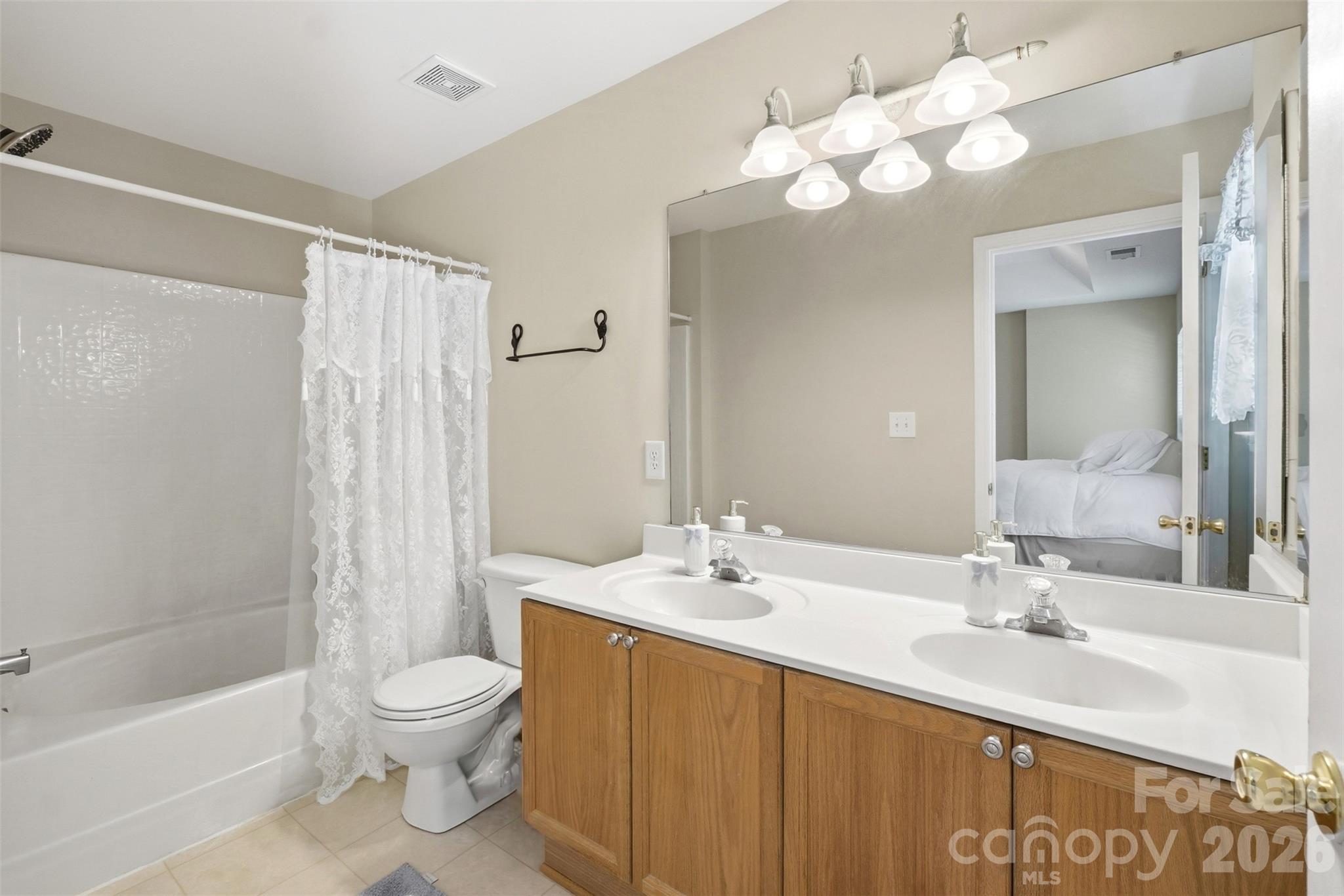 6072 Sapwood Court — Matthews