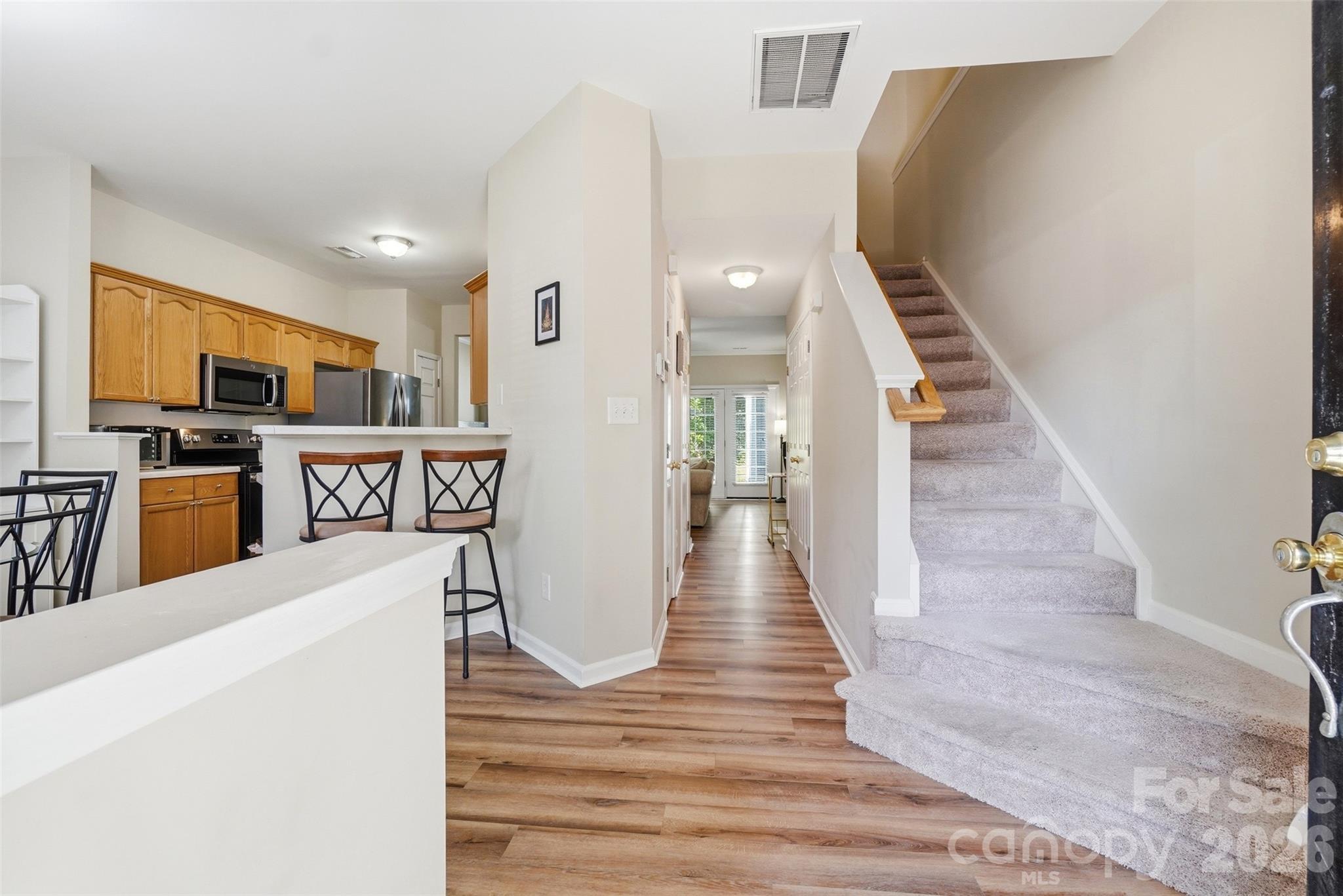 6072 Sapwood Court — Matthews