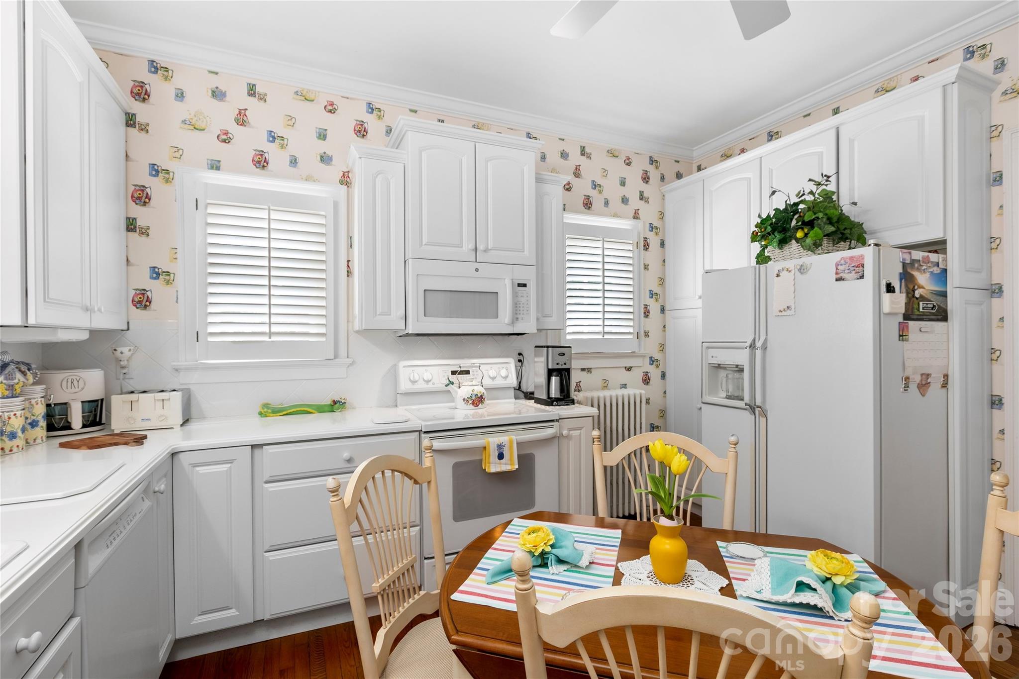 1518 Greenville Highway — Hendersonville