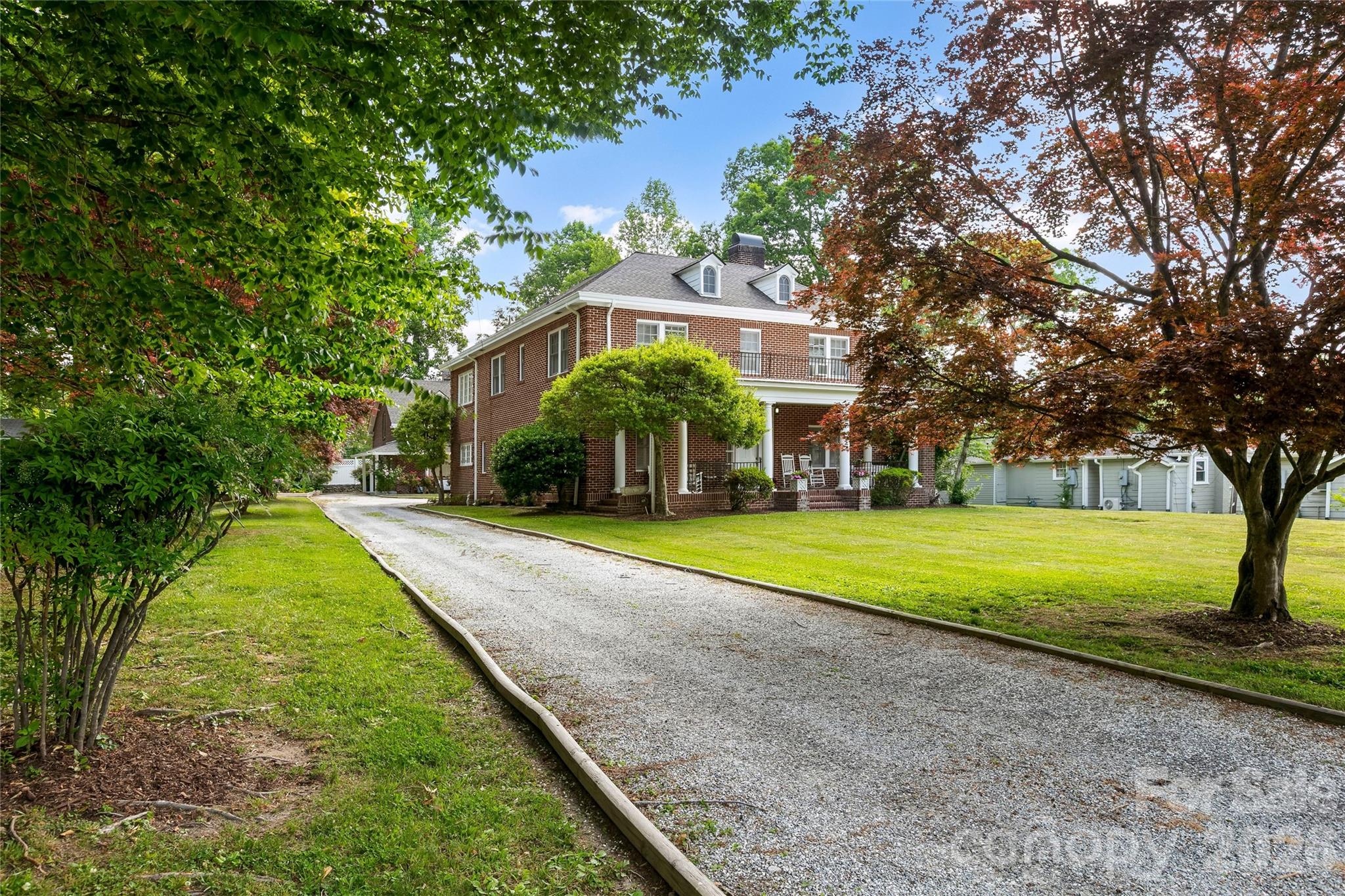1518 Greenville Highway — Hendersonville