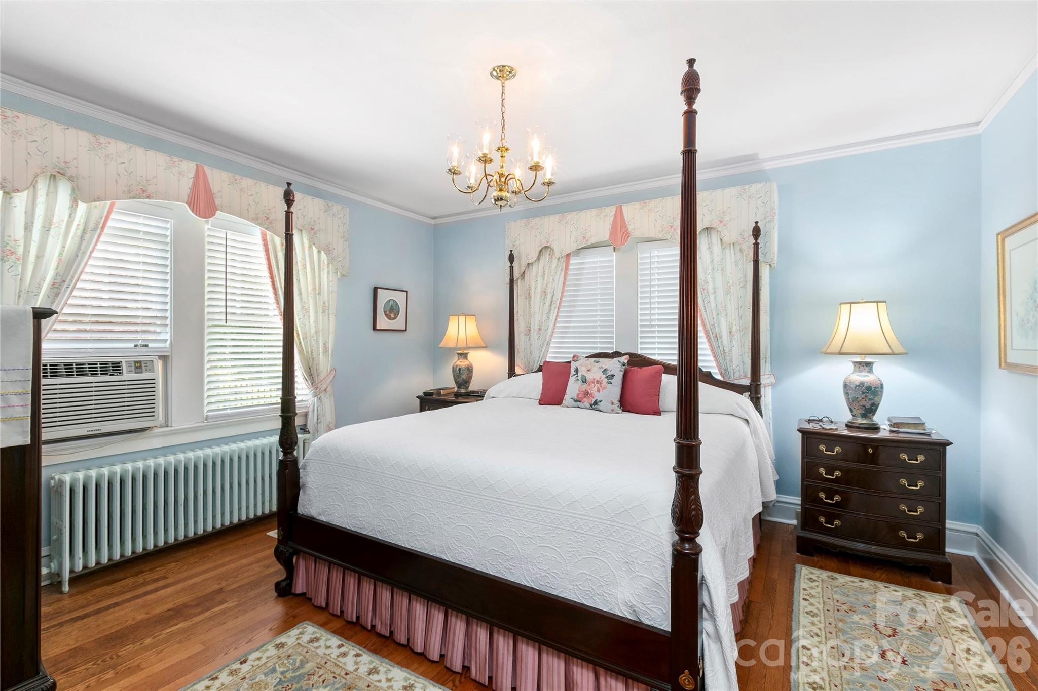 1518 Greenville Highway — Hendersonville