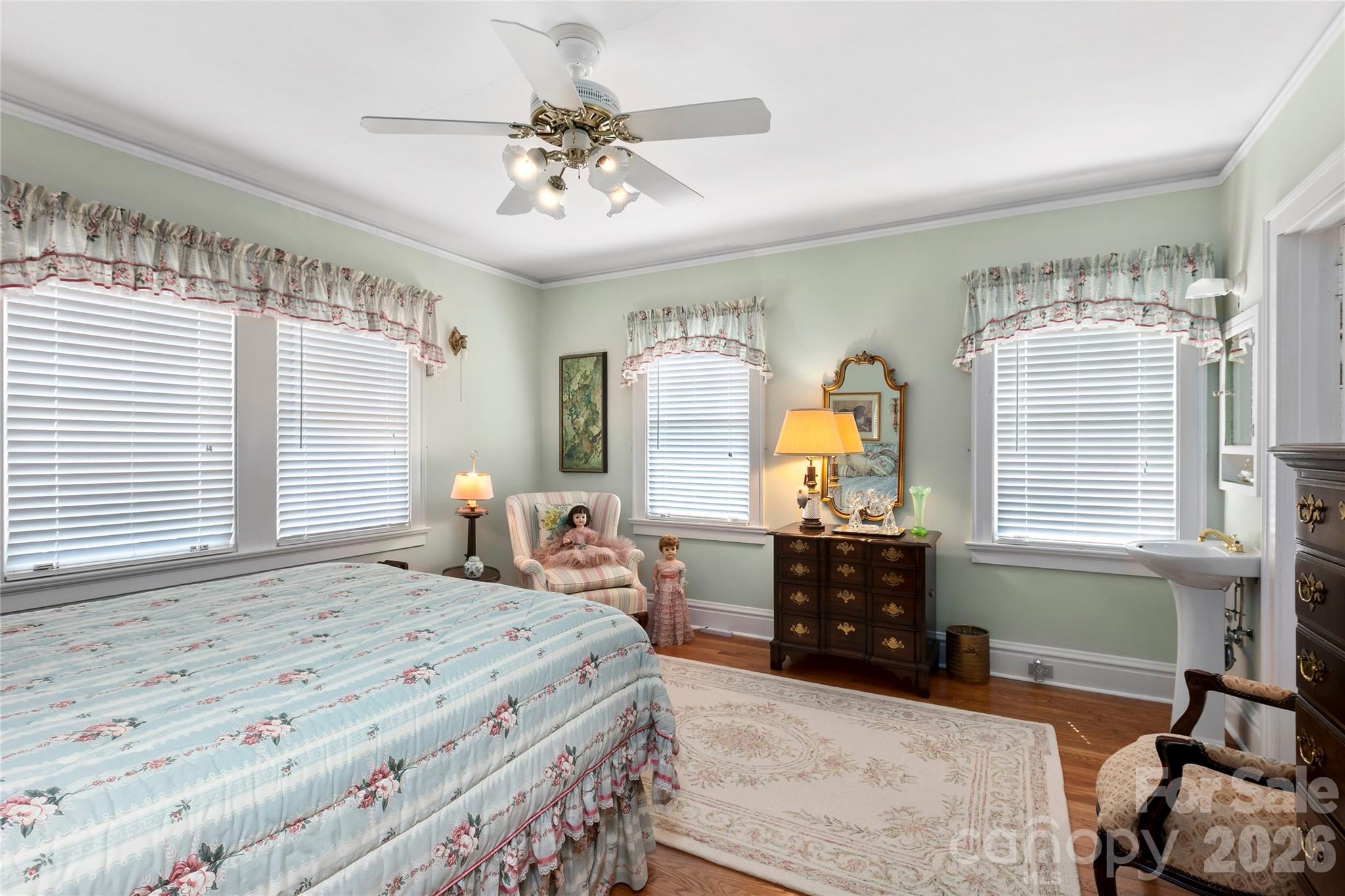 1518 Greenville Highway — Hendersonville