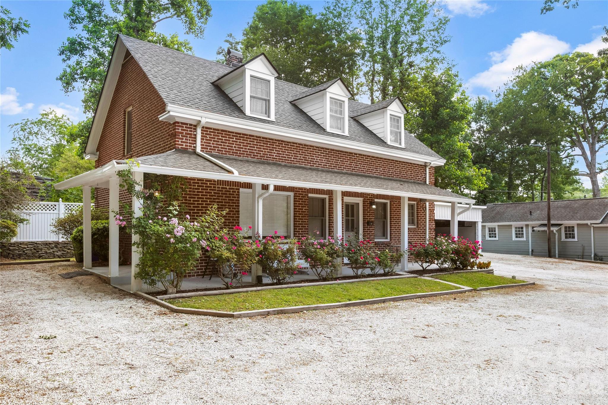 1518 Greenville Highway — Hendersonville