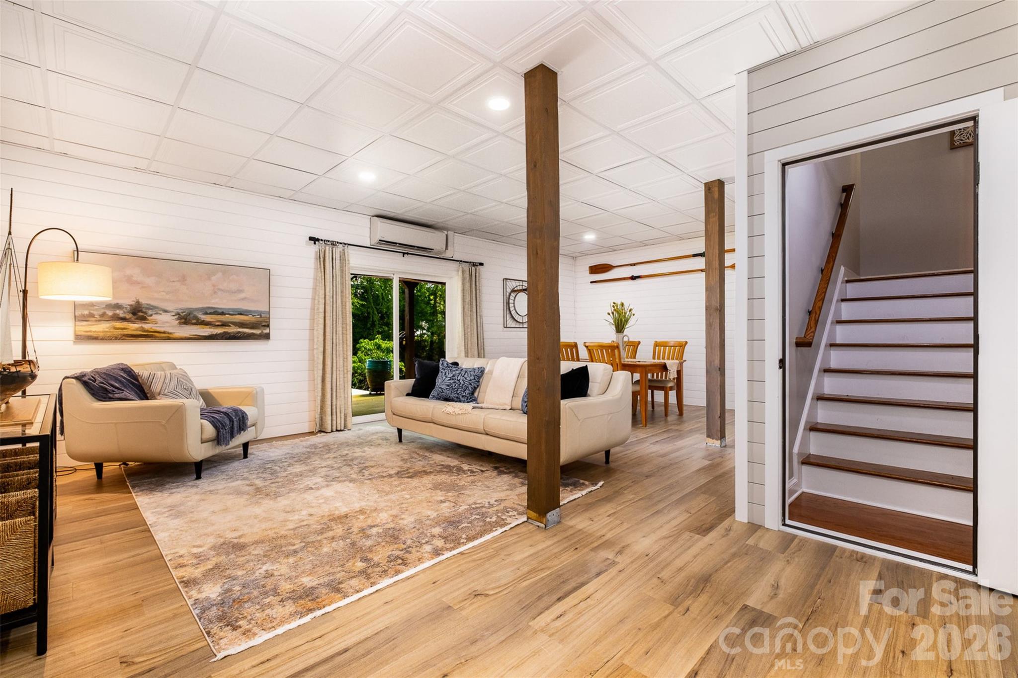 2845 Lakefront Drive — Belmont