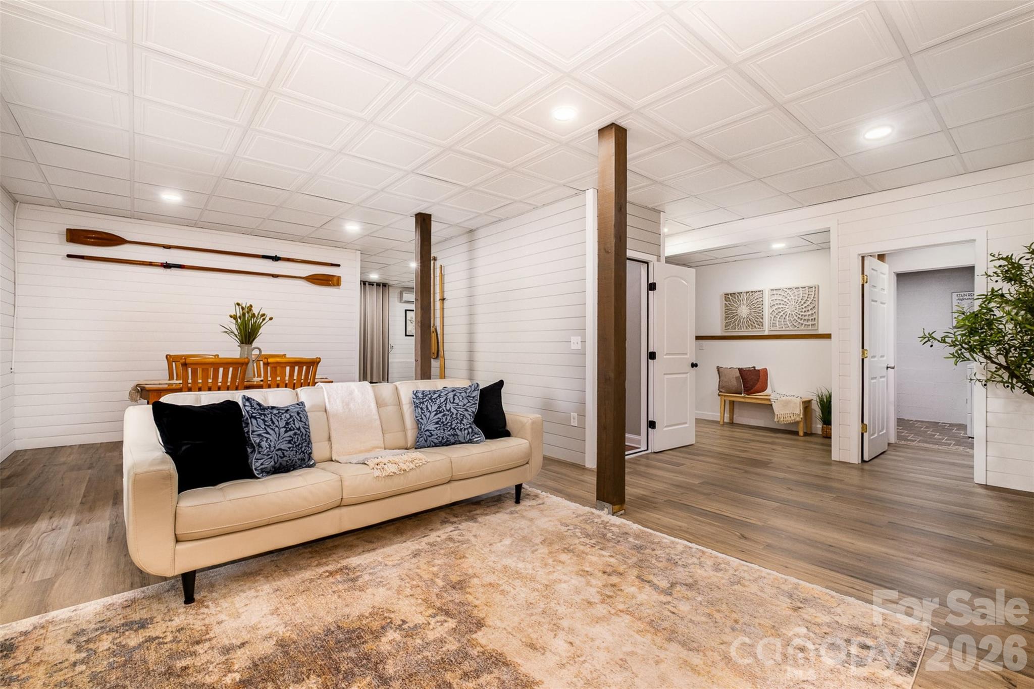 2845 Lakefront Drive — Belmont