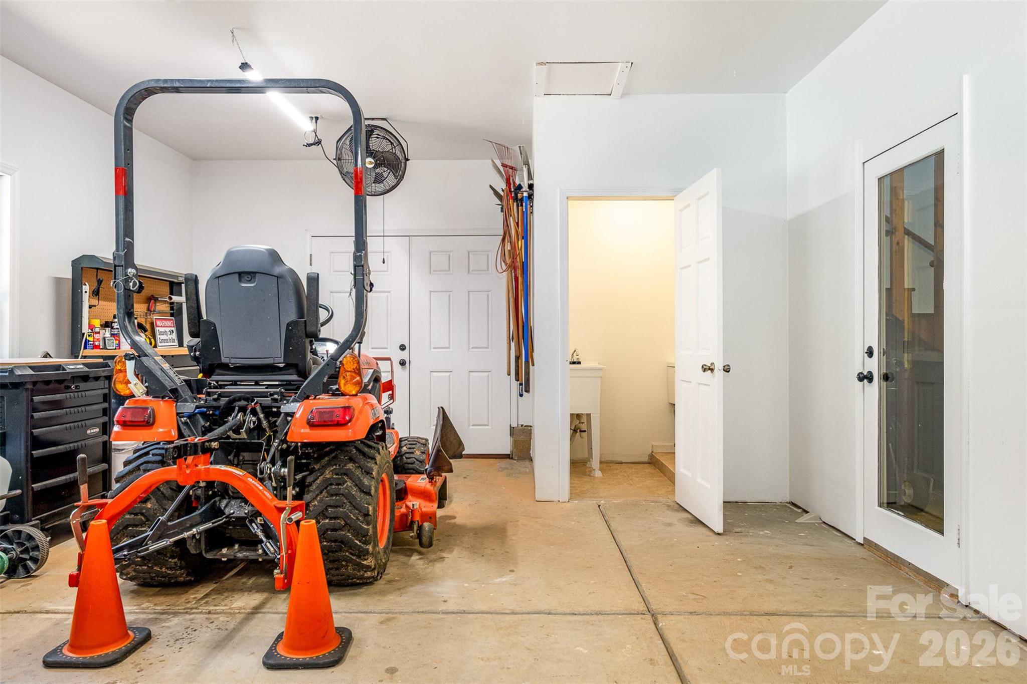 2845 Lakefront Drive — Belmont