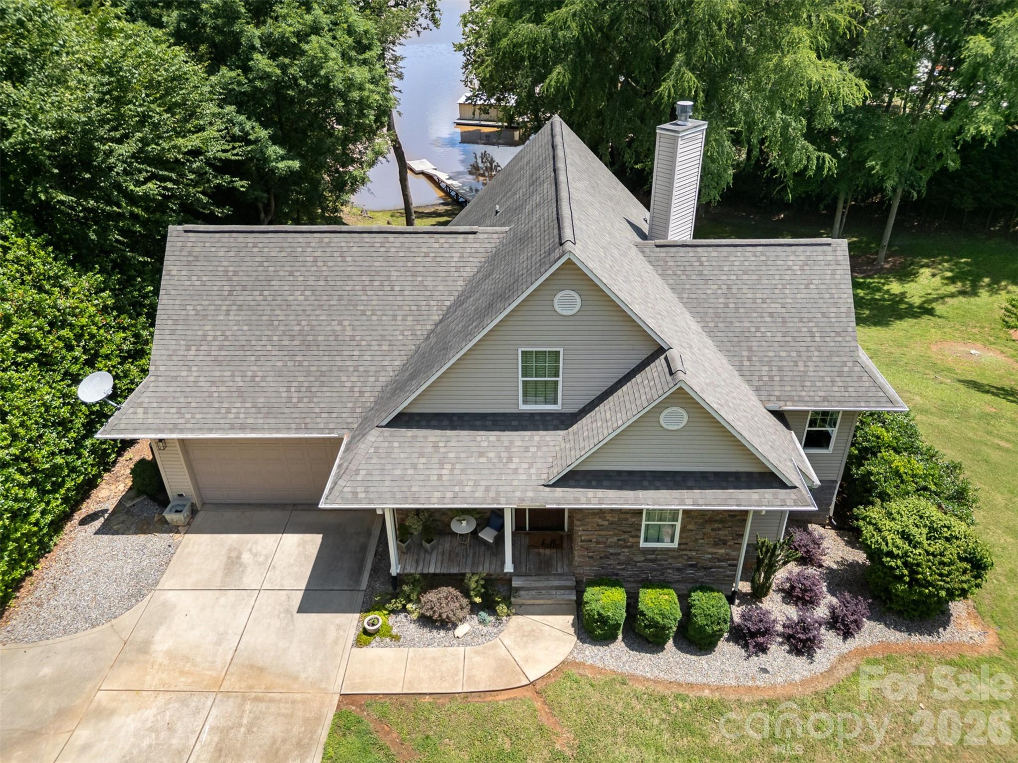2845 Lakefront Drive — Belmont