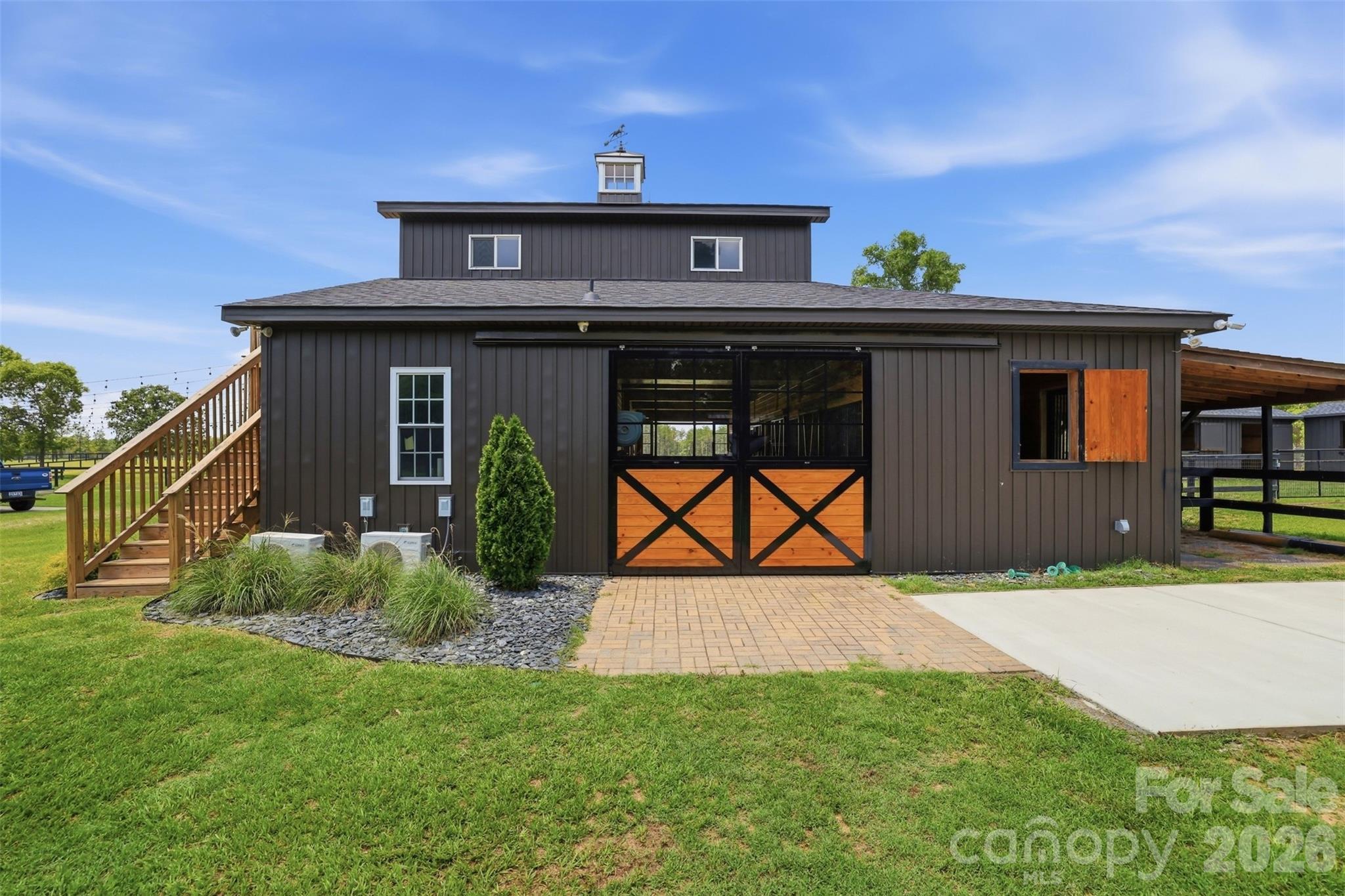 8520 Stock Horse Trail — Windsor