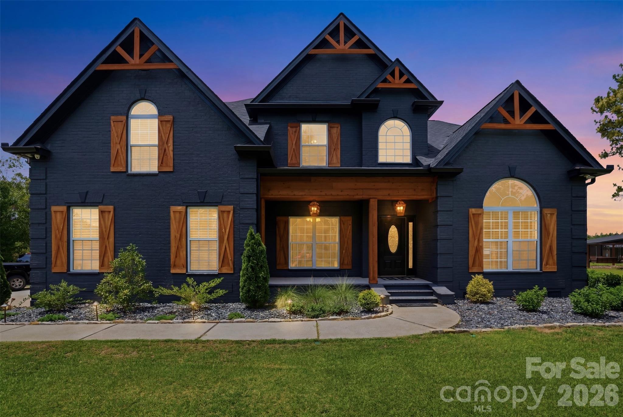 8520 Stock Horse Trail — Windsor