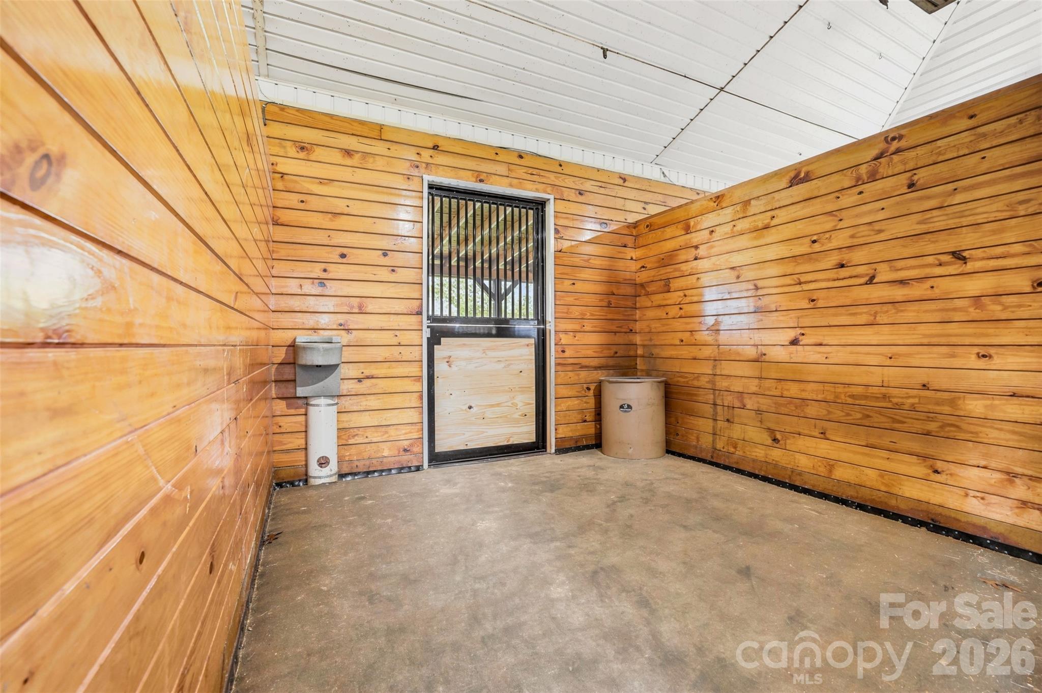8520 Stock Horse Trail — Windsor