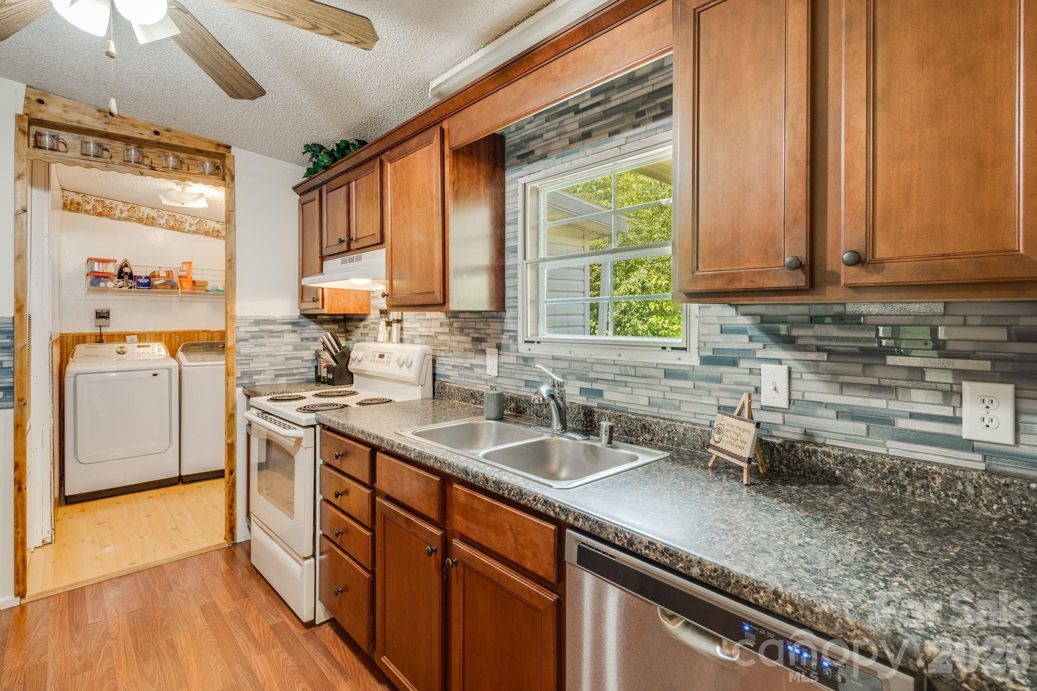 234 White Clover Lane — Weaverville