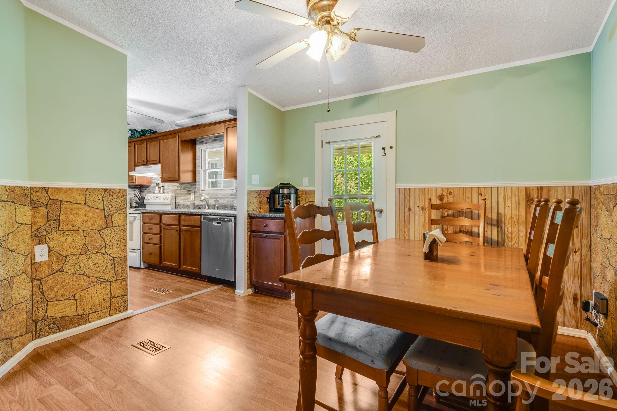 234 White Clover Lane — Weaverville