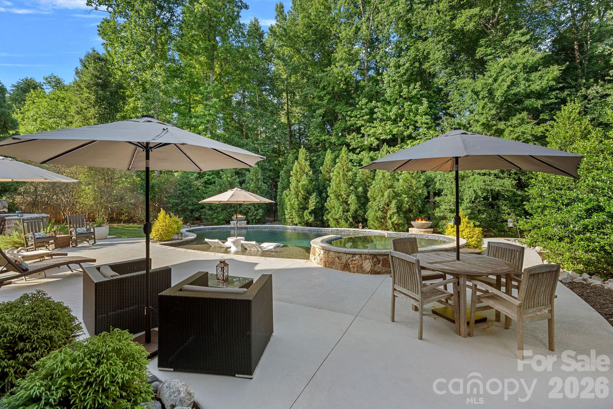 139 Logan Crossing Drive — Davidson