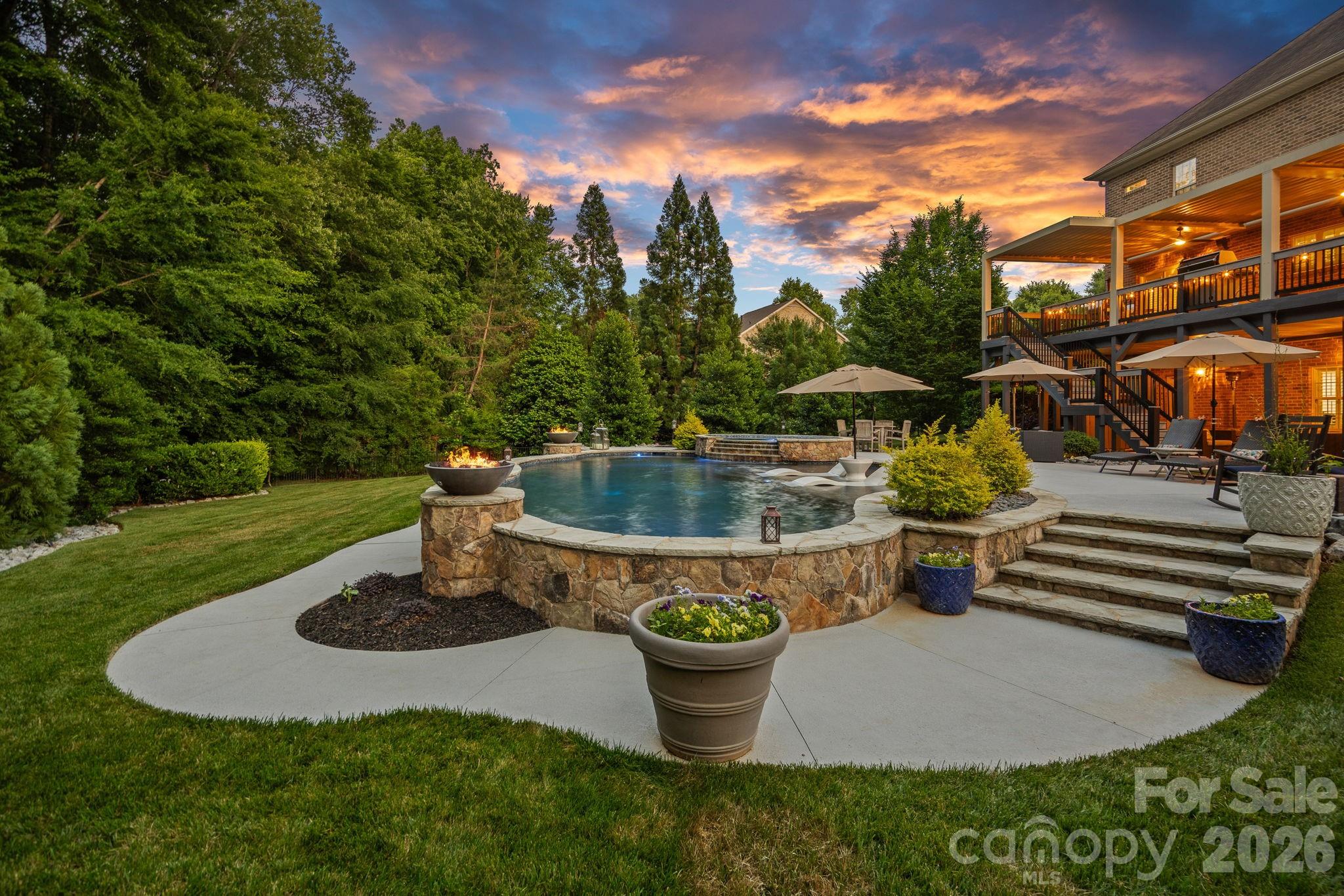 139 Logan Crossing Drive — Davidson