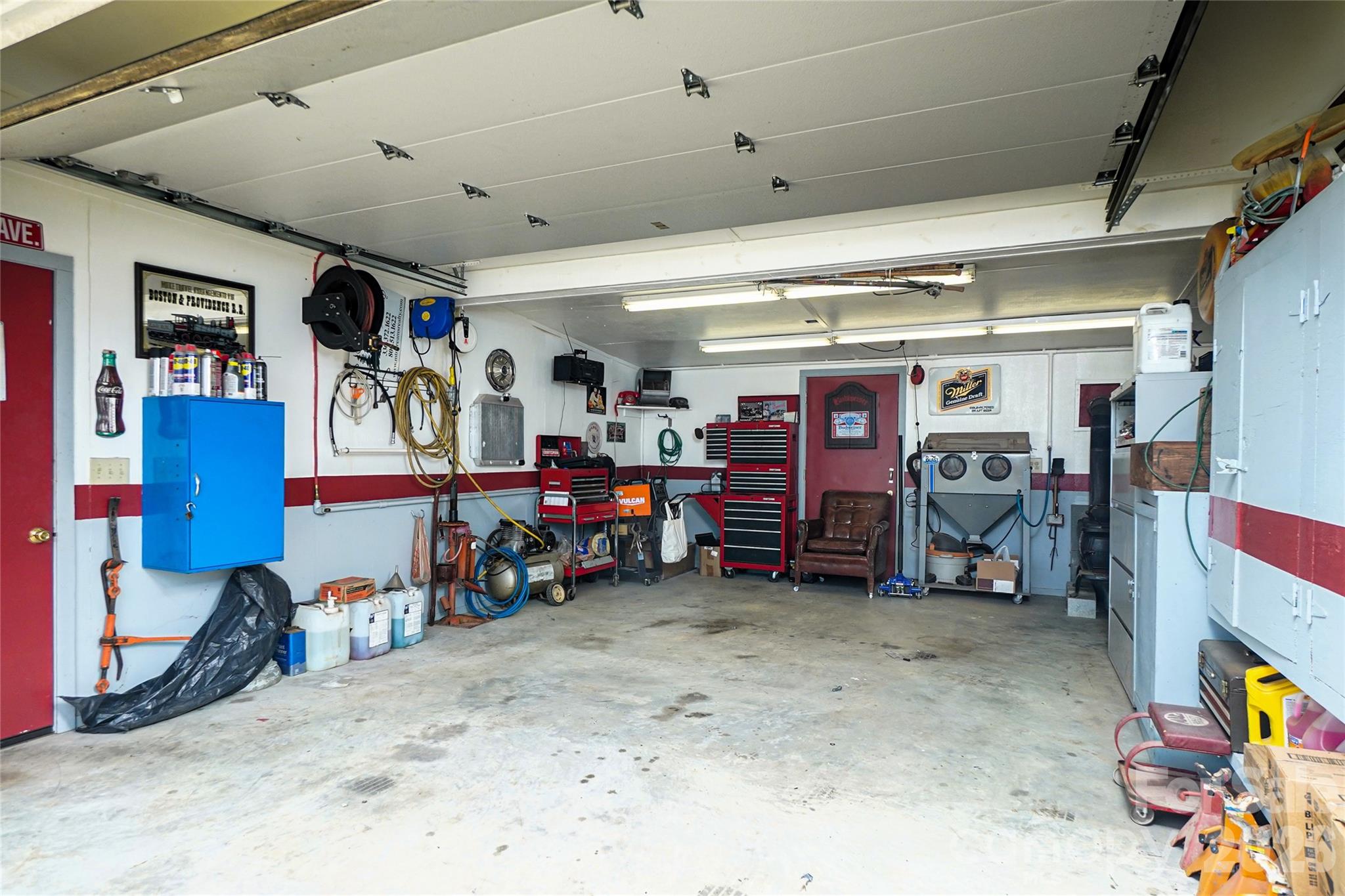 4859 Camp Creek Road — Lancaster
