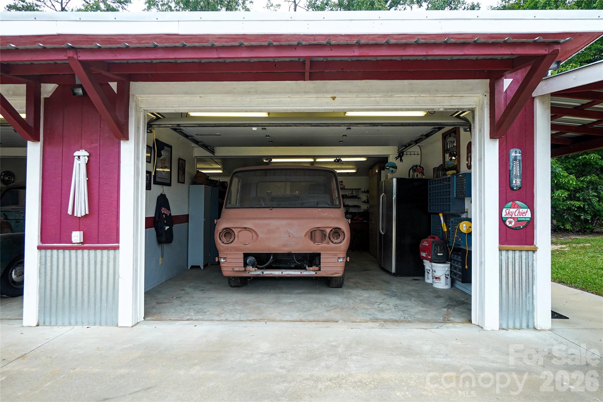 4859 Camp Creek Road — Lancaster