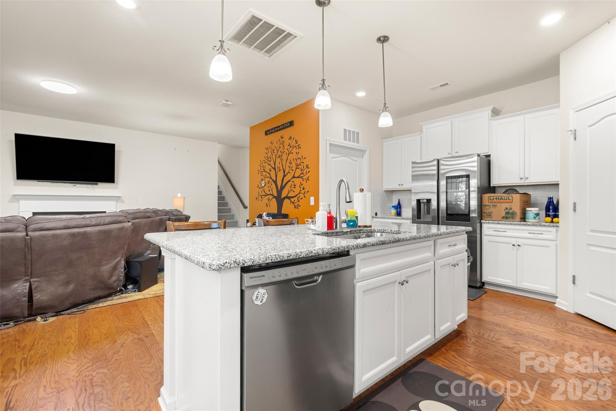 9053 Blue Dasher Drive — Clover