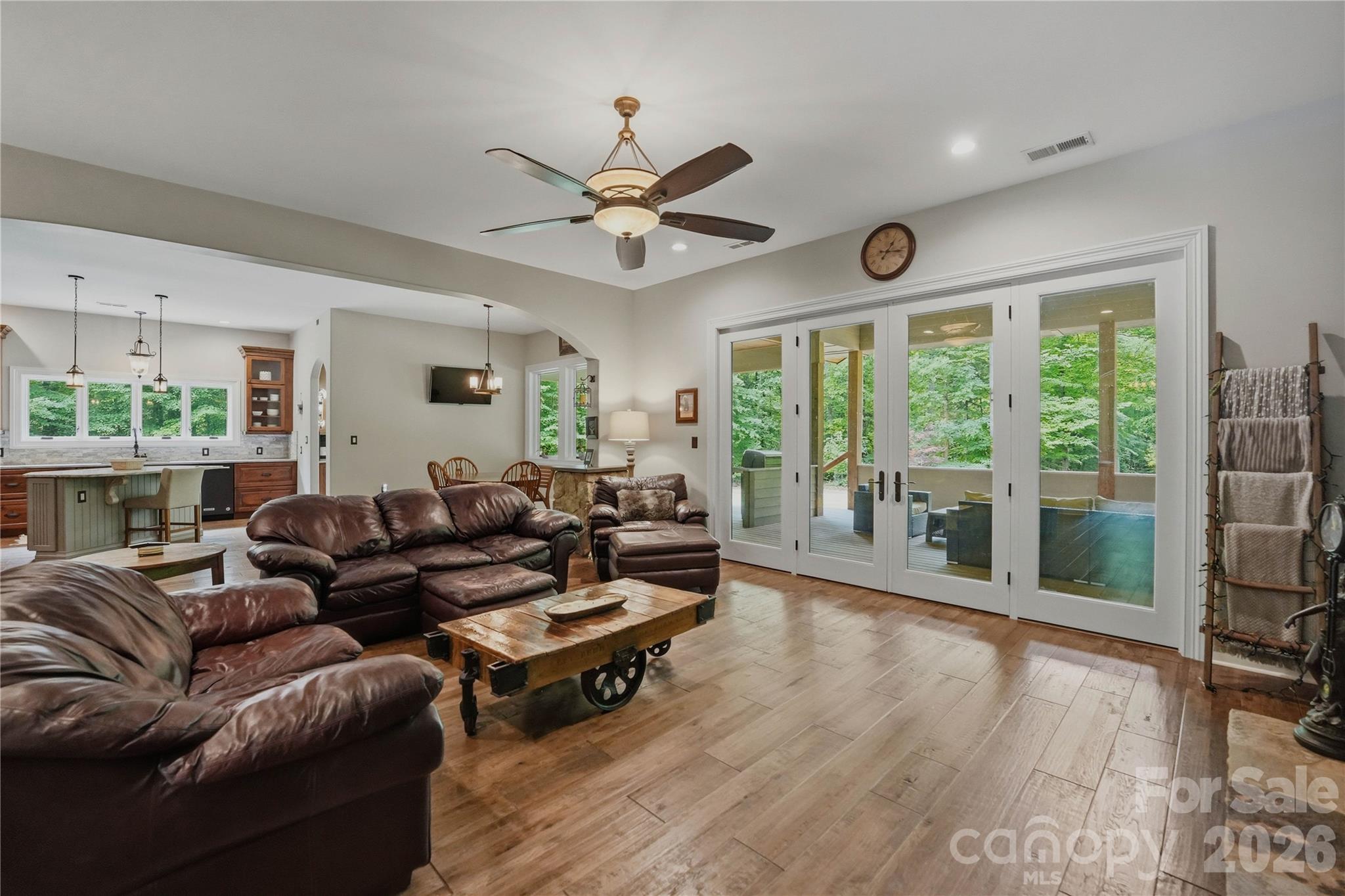 9860 Harvest Lane — Davidson