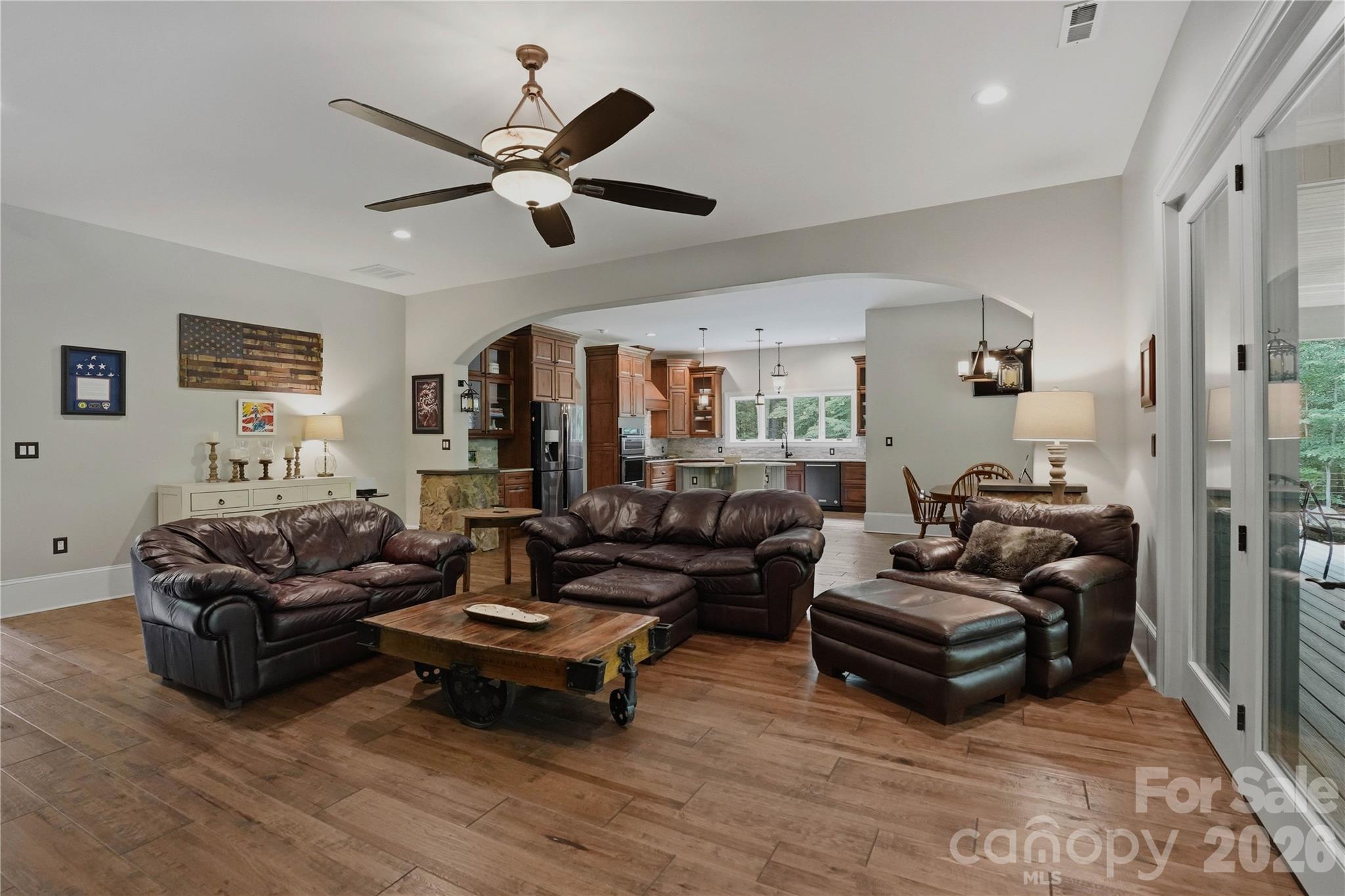 9860 Harvest Lane — Davidson