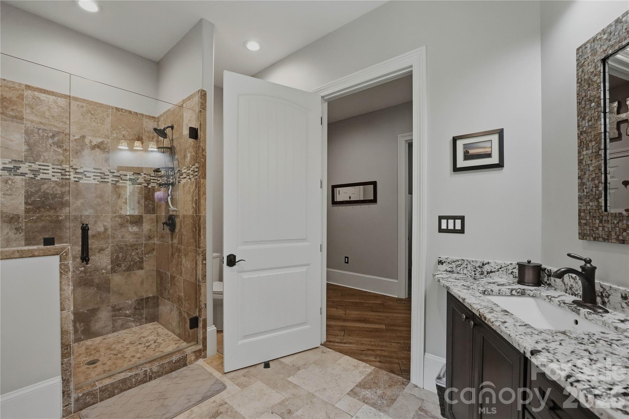 9860 Harvest Lane — Davidson