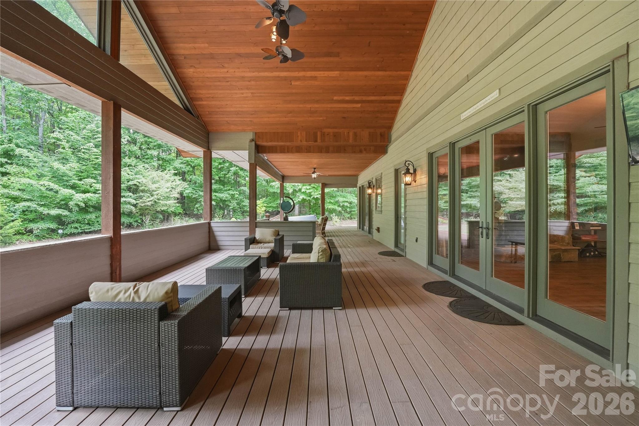 9860 Harvest Lane — Davidson