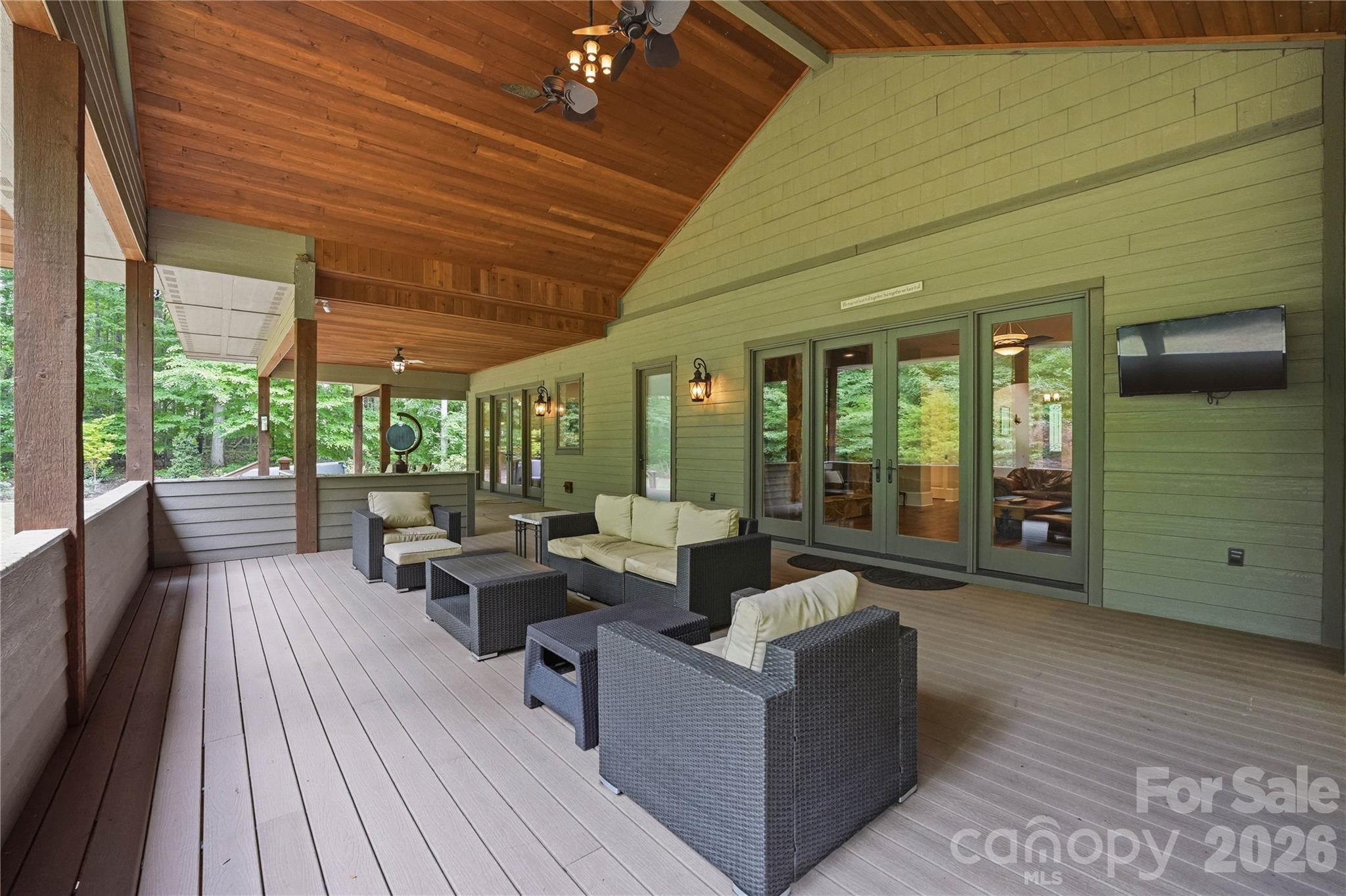9860 Harvest Lane — Davidson