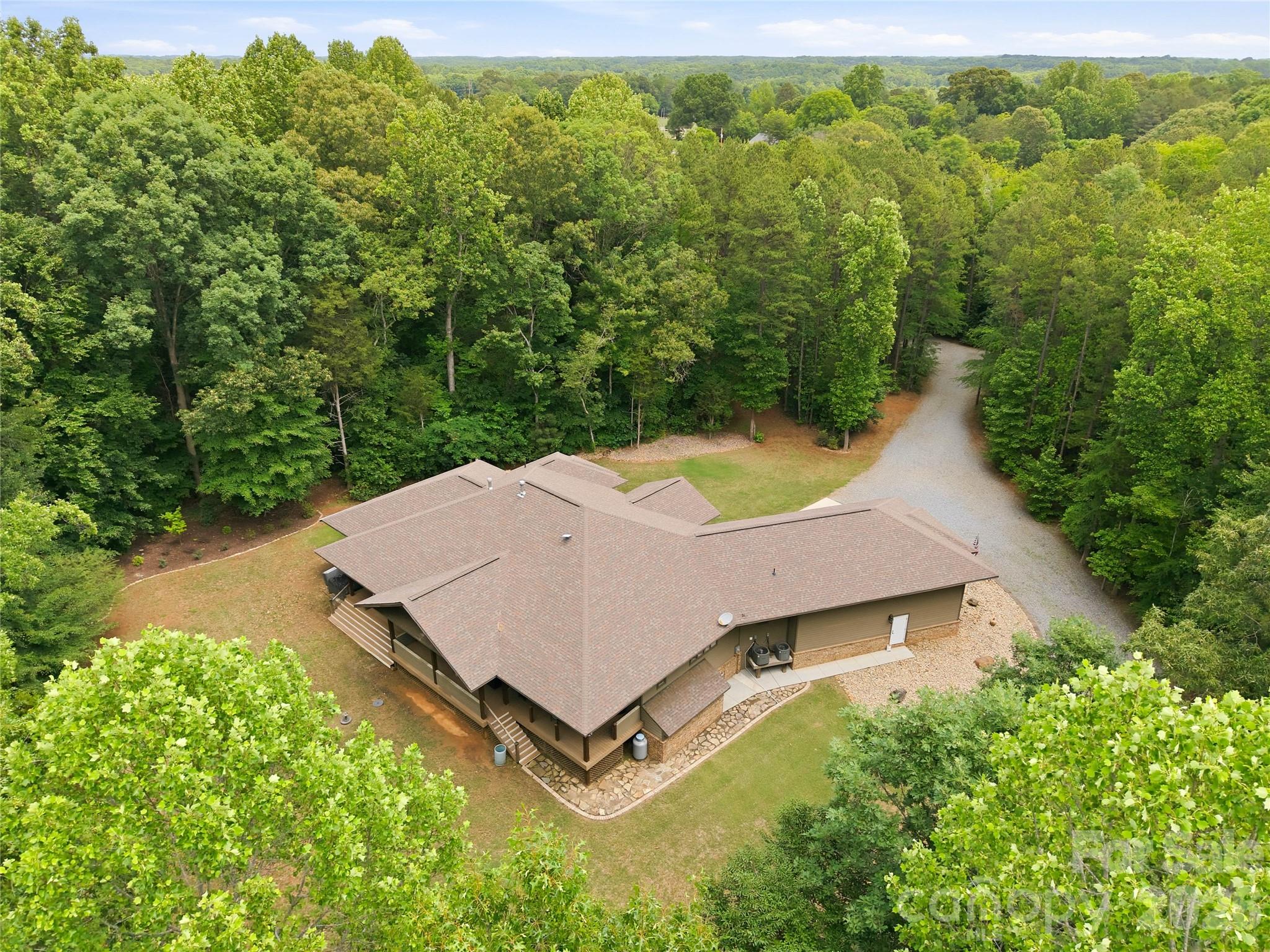 9860 Harvest Lane — Davidson