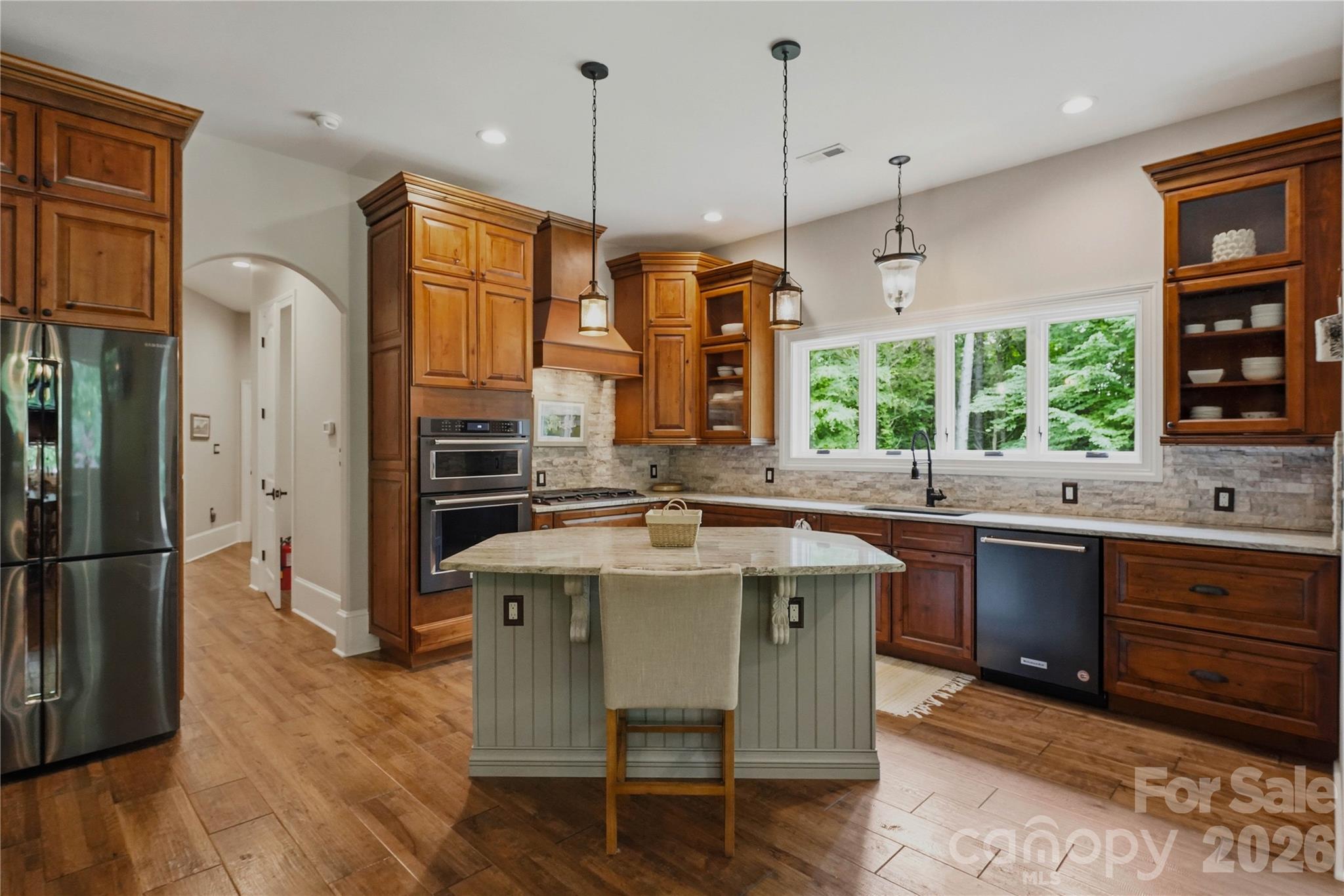 9860 Harvest Lane — Davidson