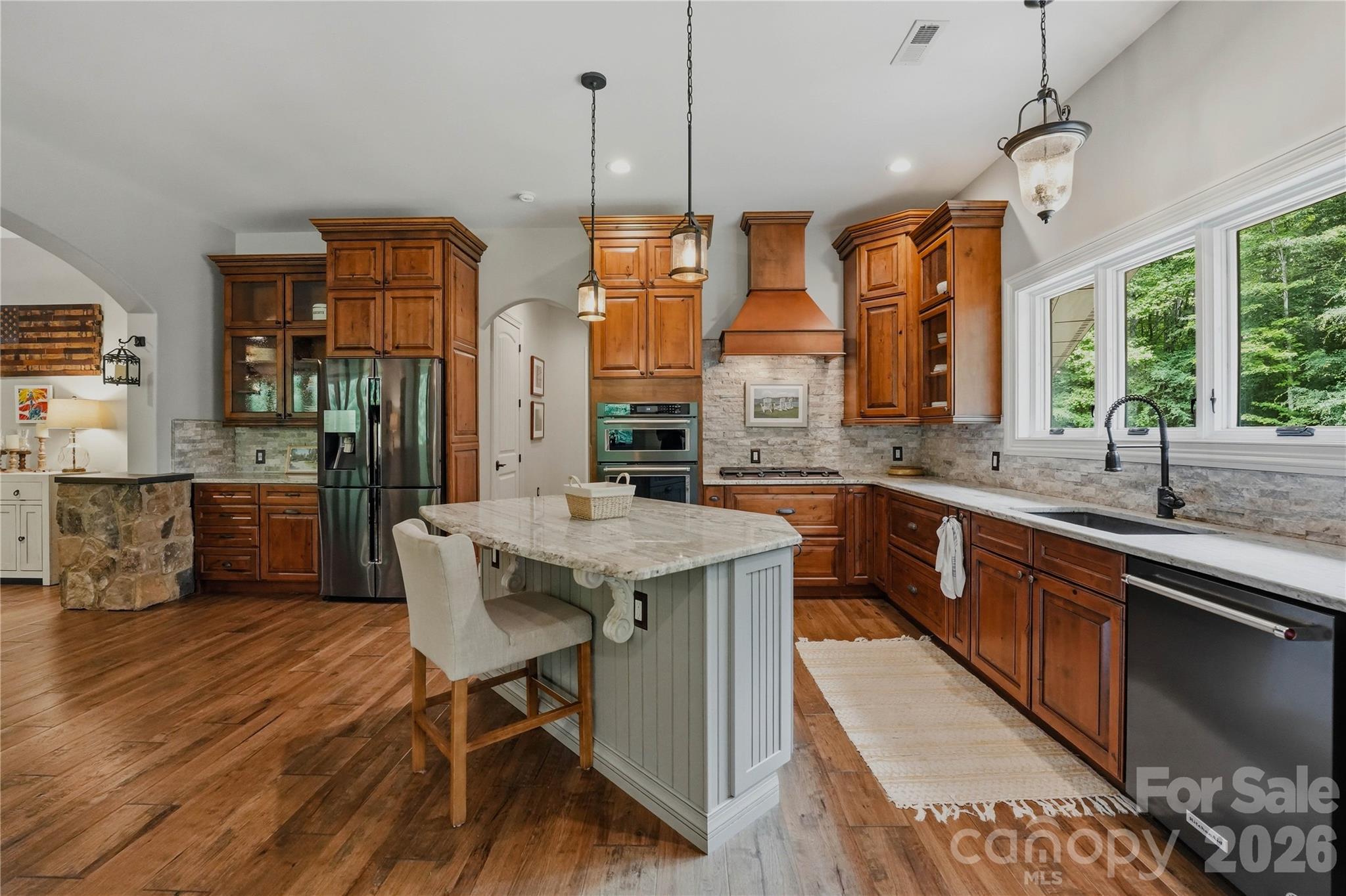 9860 Harvest Lane — Davidson