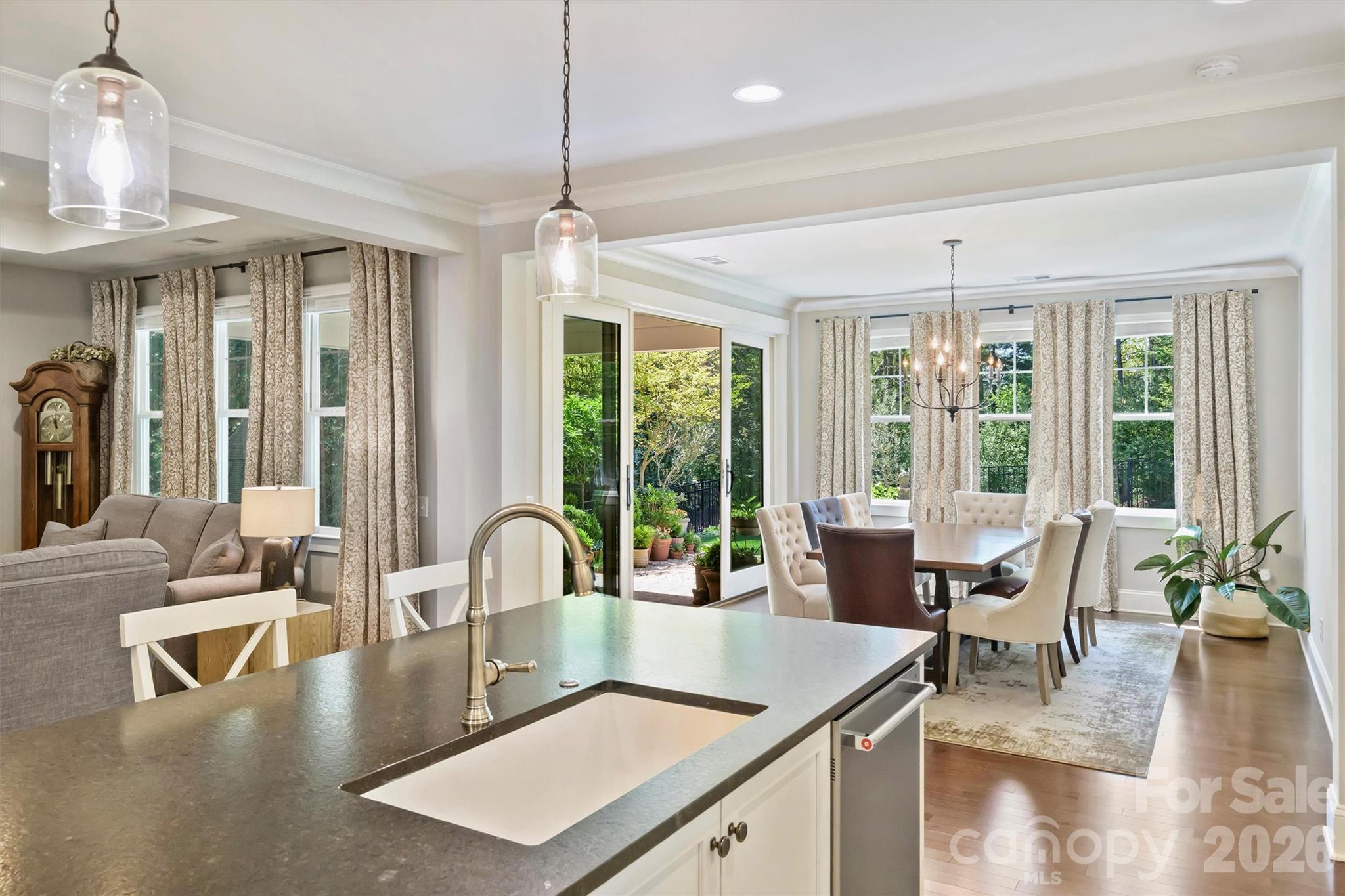 8440 Bassinger Drive — Huntersville