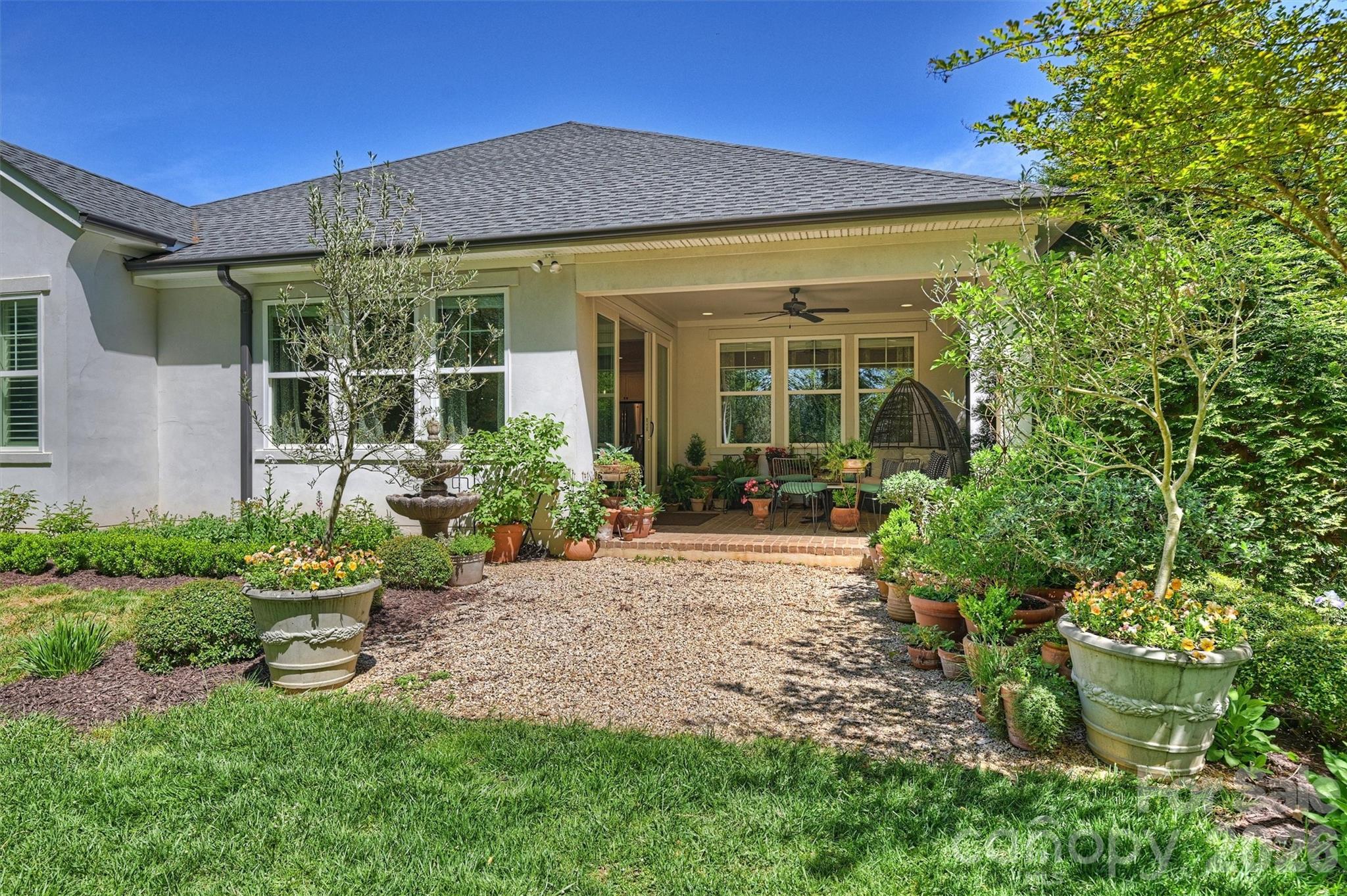 8440 Bassinger Drive — Huntersville