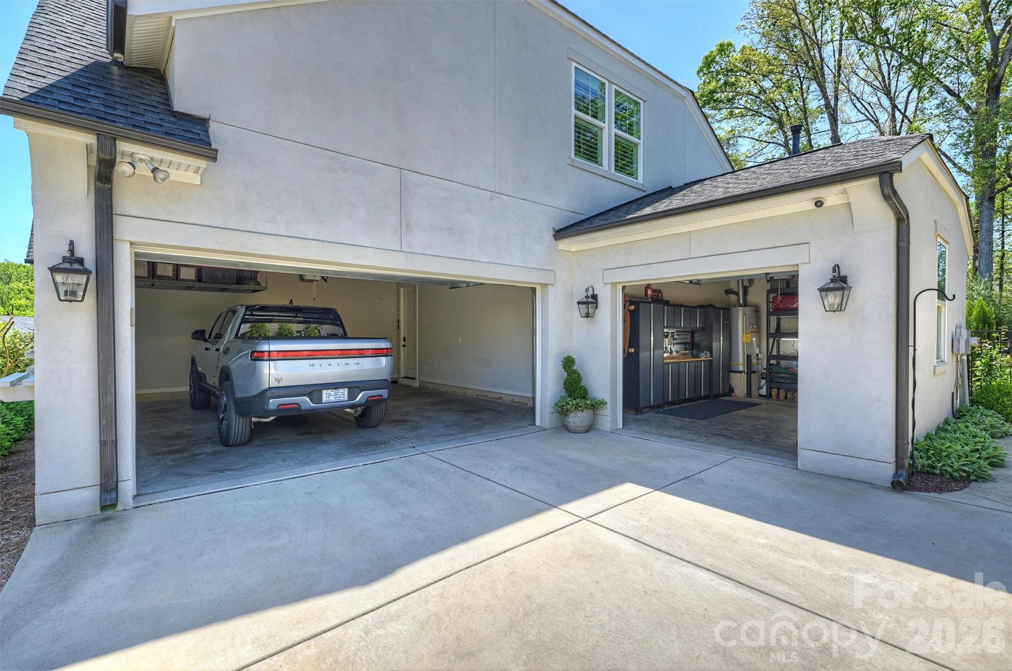 8440 Bassinger Drive — Huntersville