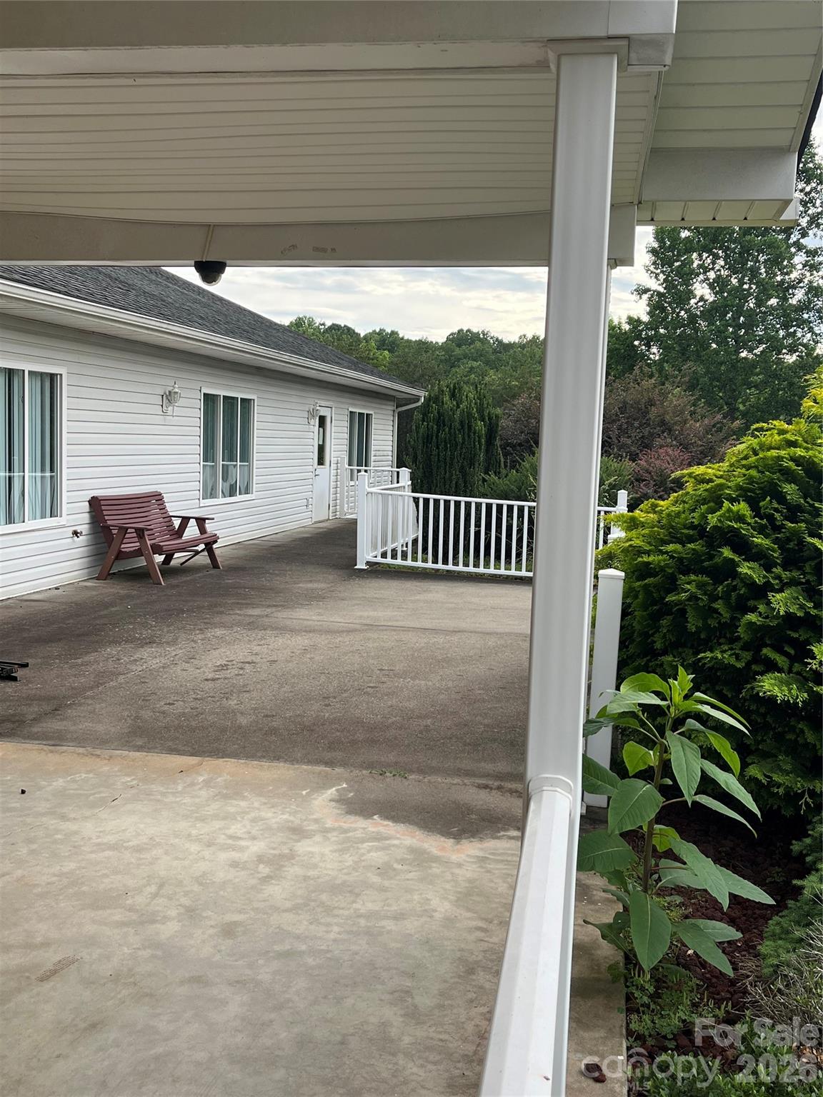 354 Woodland Drive — Columbus