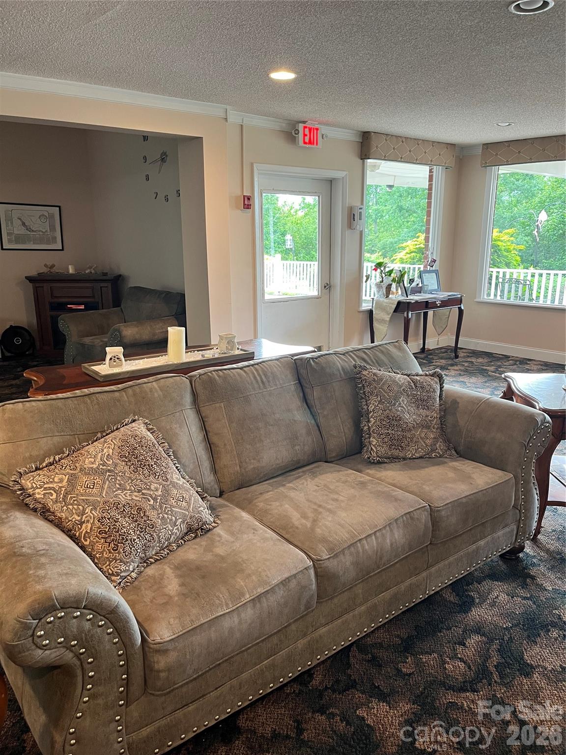 354 Woodland Drive — Columbus