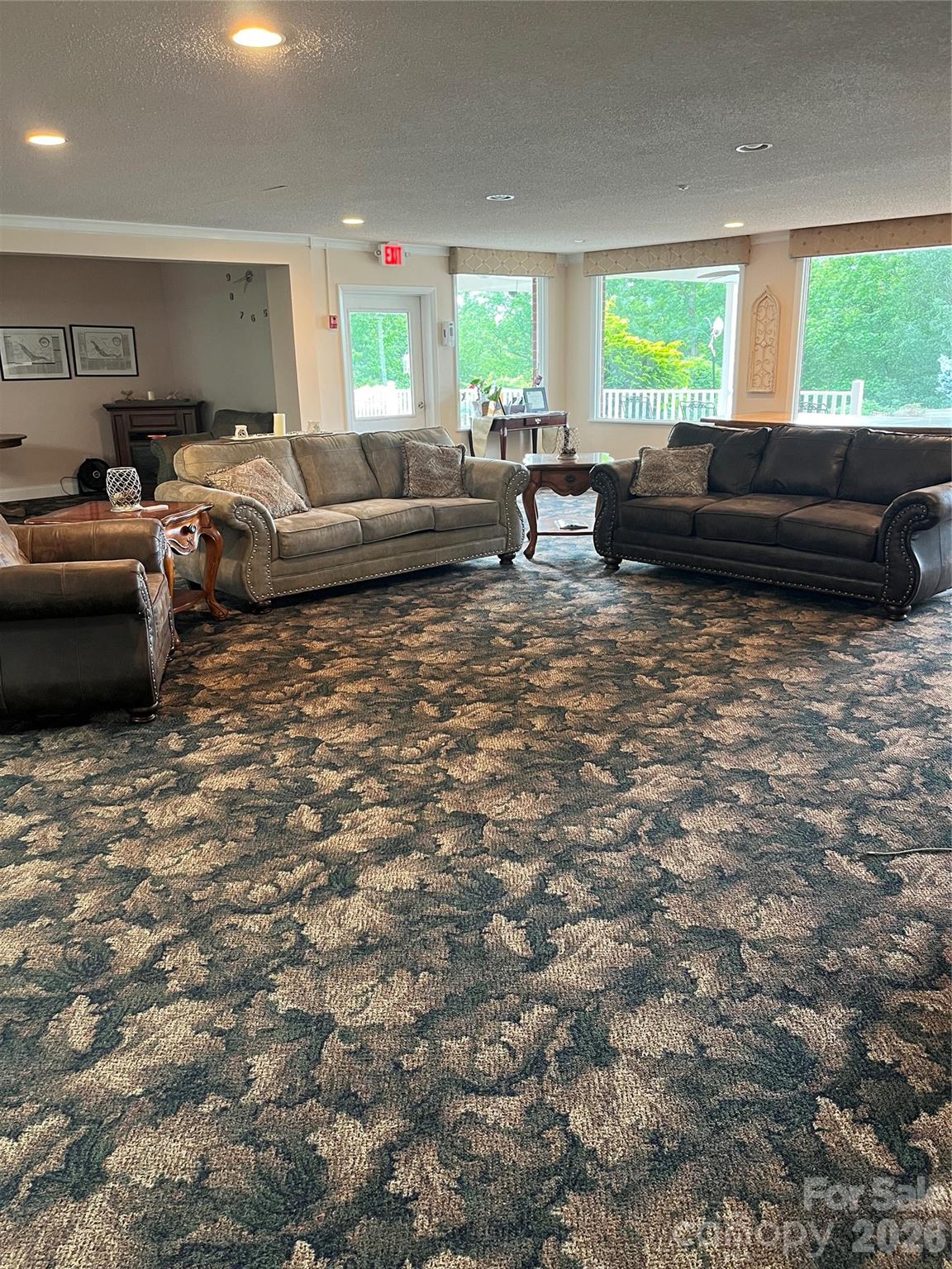 354 Woodland Drive — Columbus