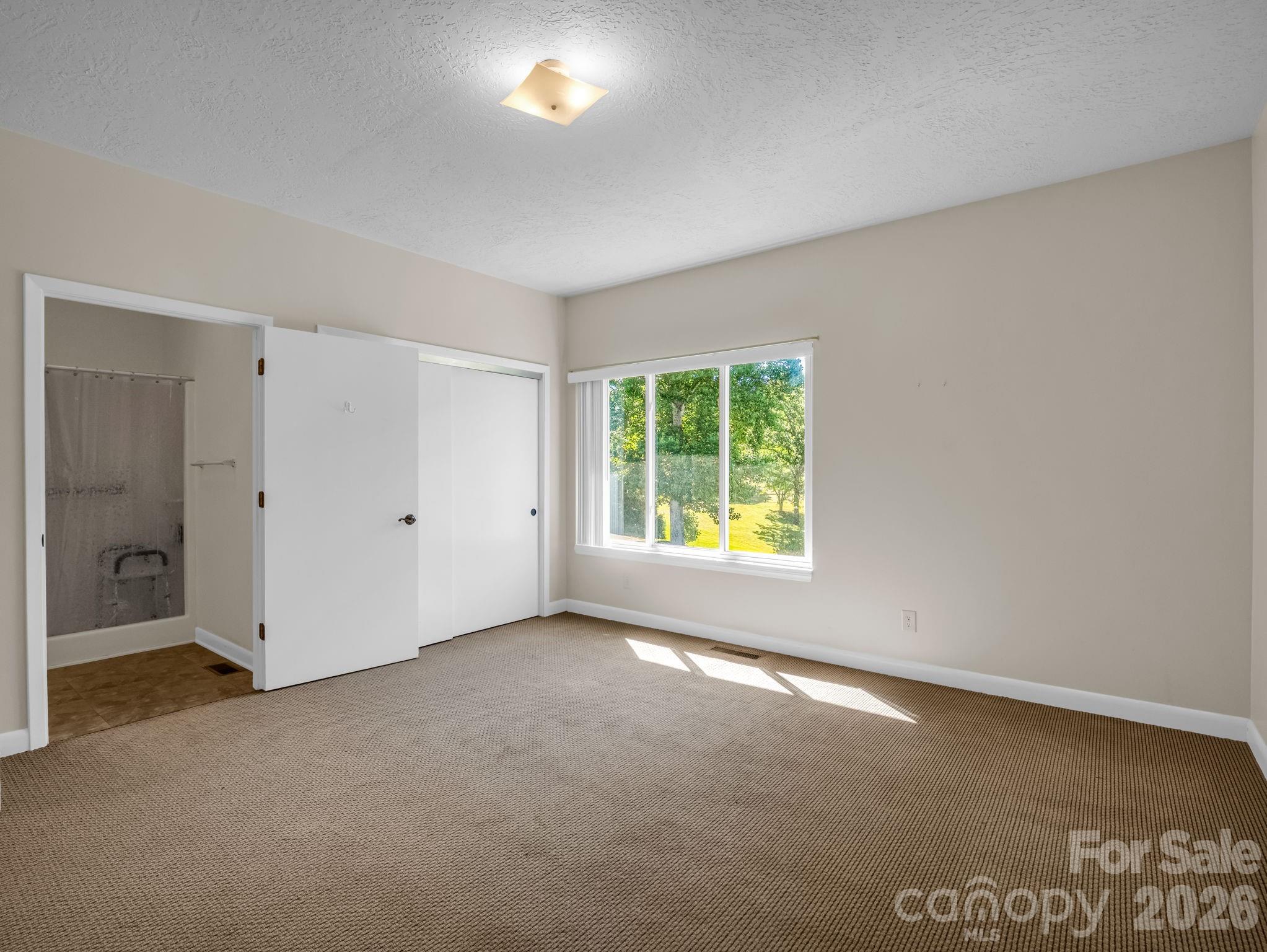 354 Woodland Drive — Columbus