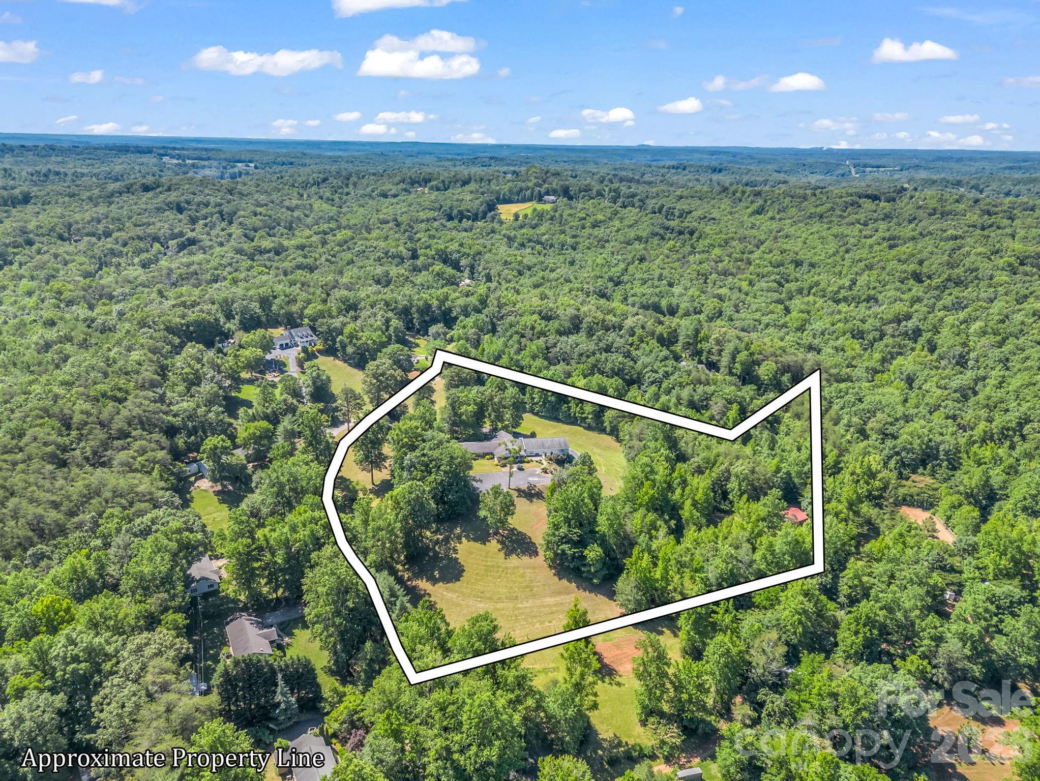 354 Woodland Drive — Columbus
