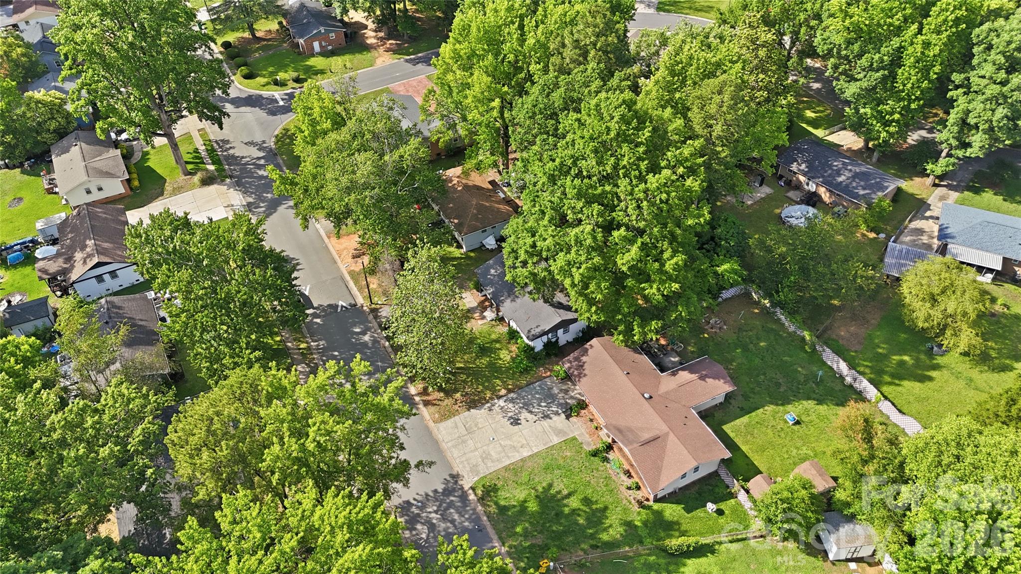 1016 Pondella Drive — Charlotte