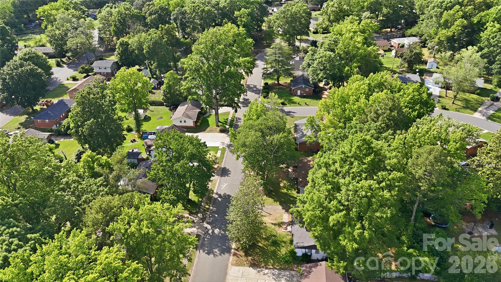 1016 Pondella Drive — Charlotte