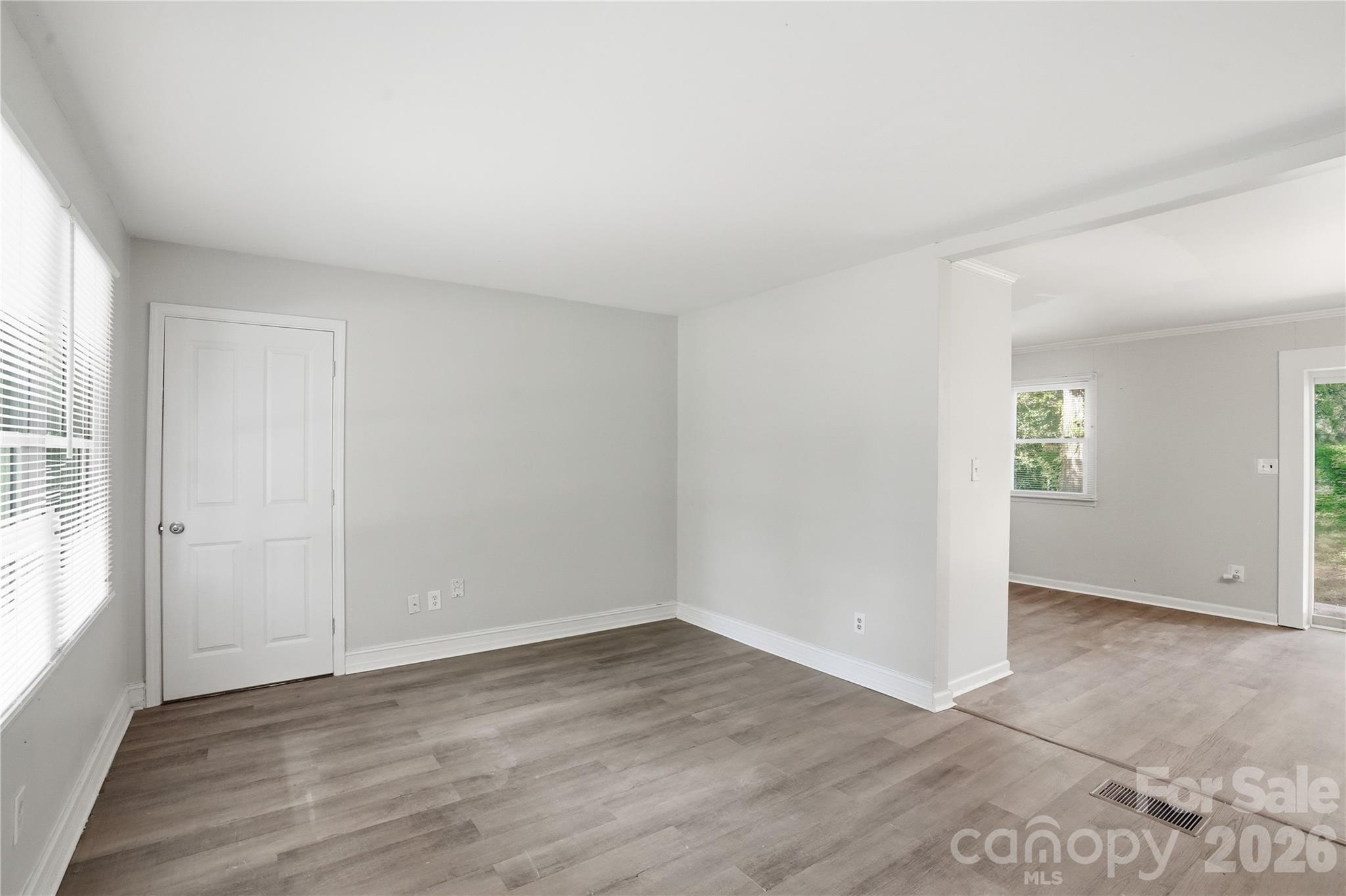 1016 Pondella Drive — Charlotte