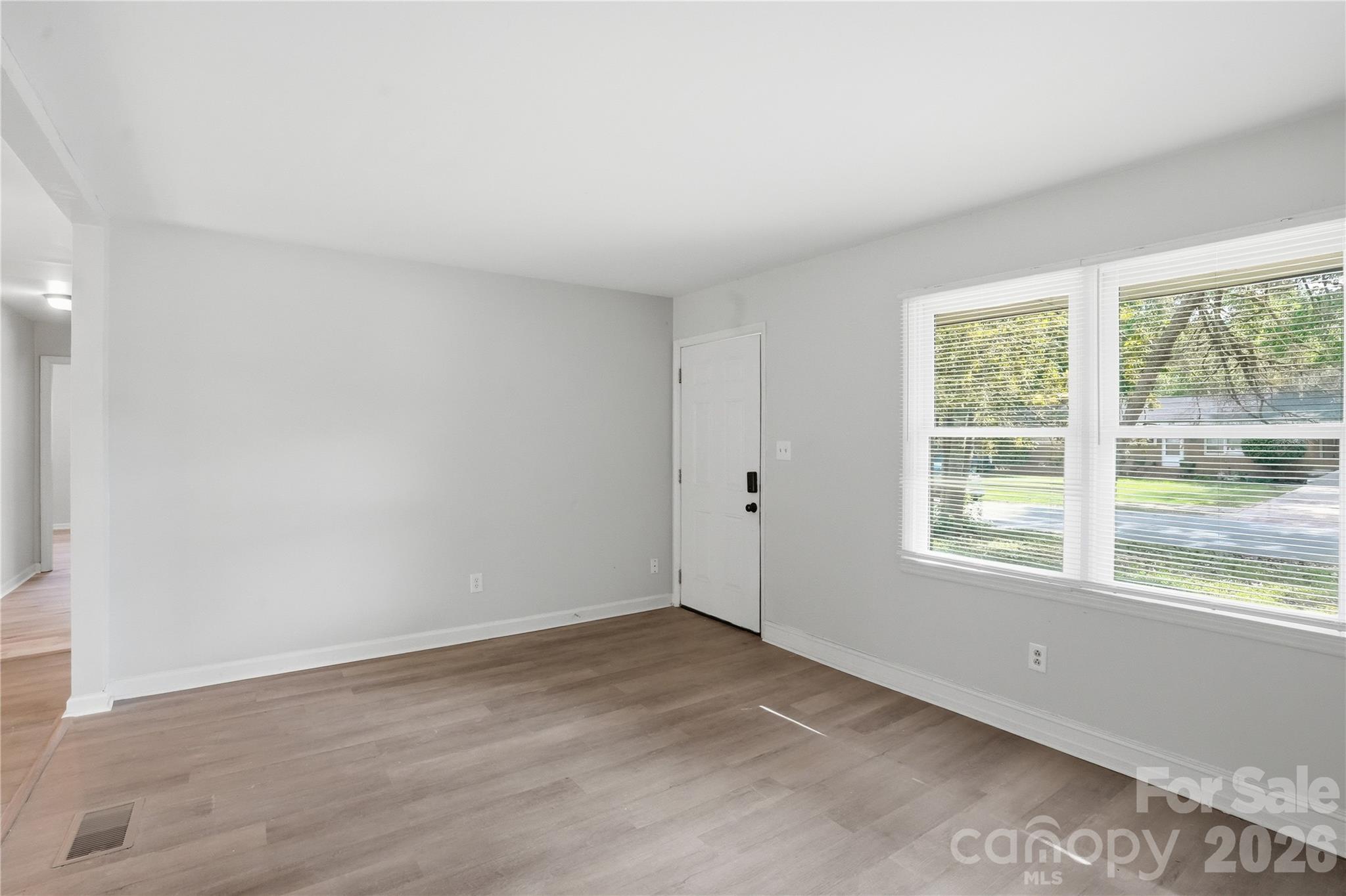 1016 Pondella Drive — Charlotte