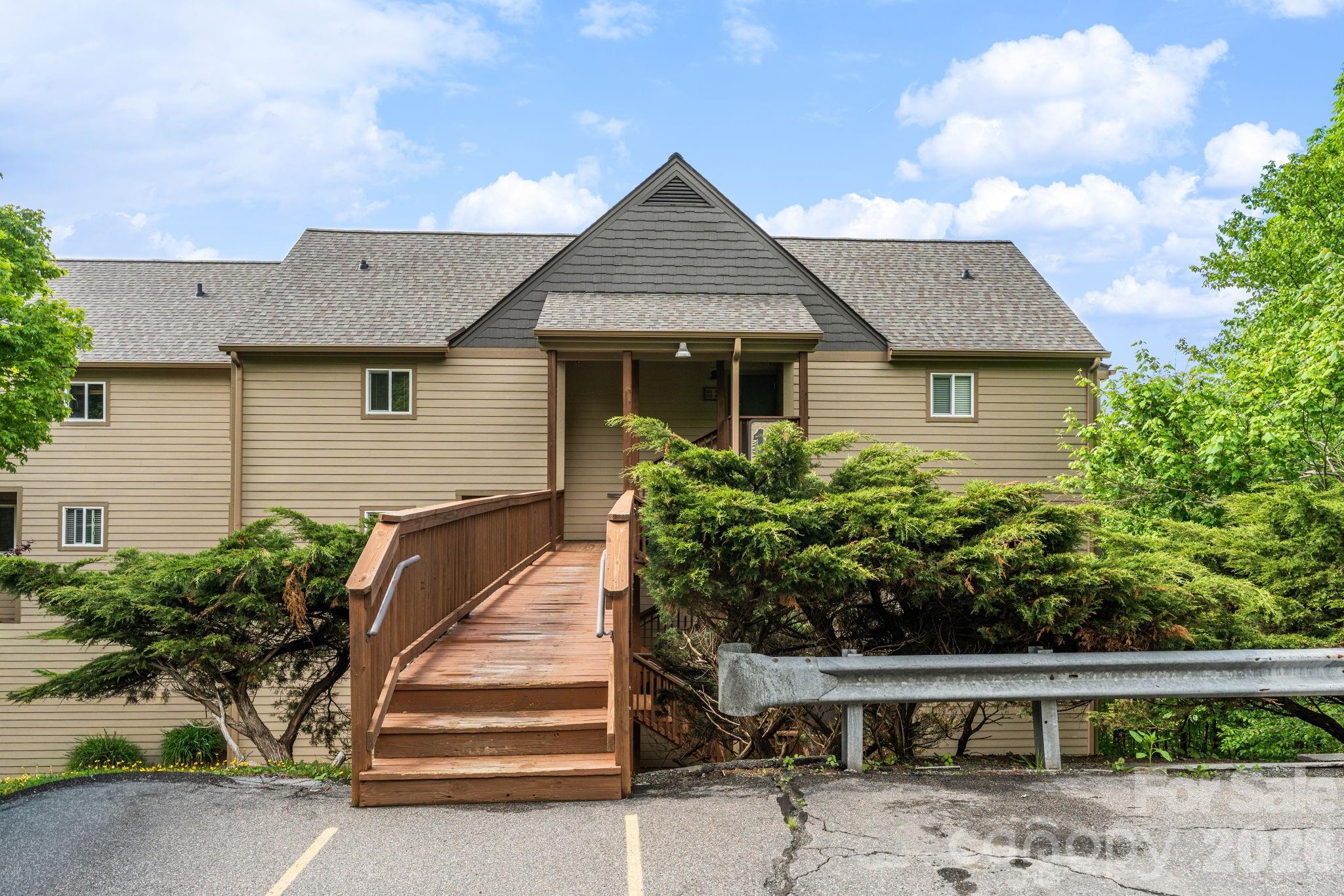110 Sugar Ski Drive #10-401 — Sugar Mountain