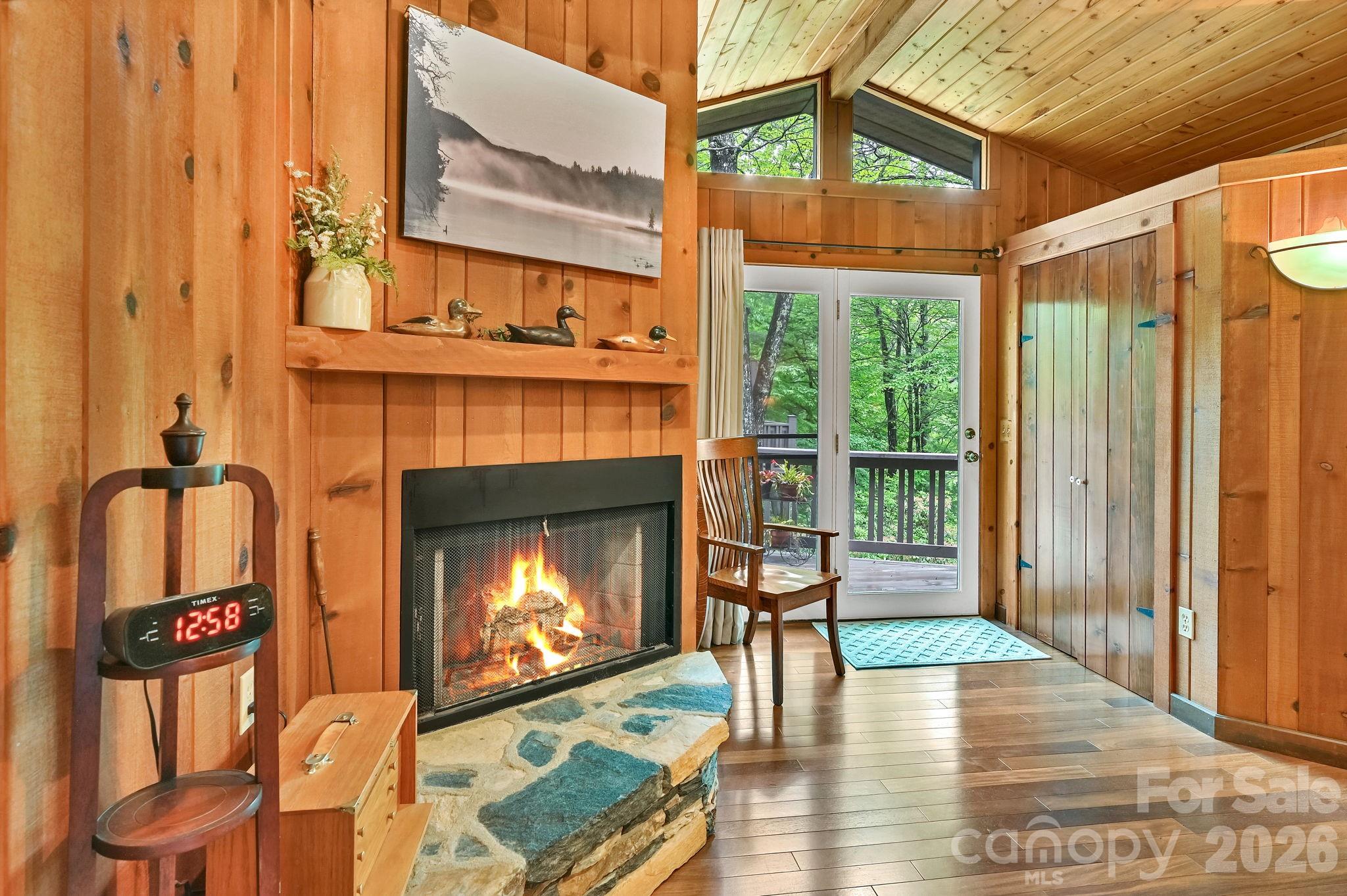 29 Shadow Brook Drive — Flat Rock