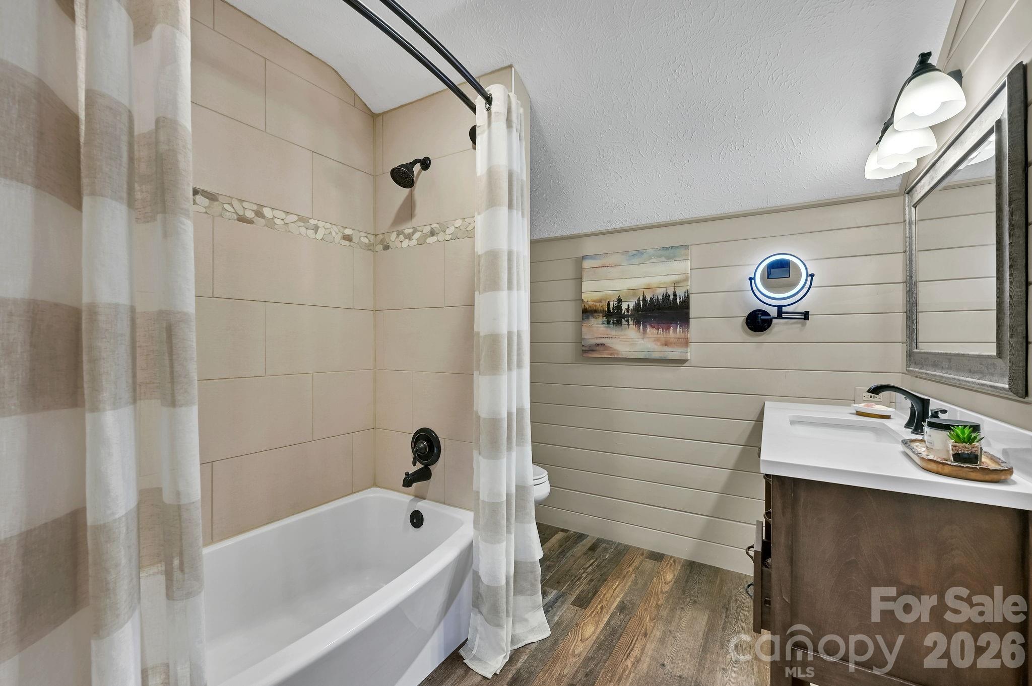 29 Shadow Brook Drive — Flat Rock