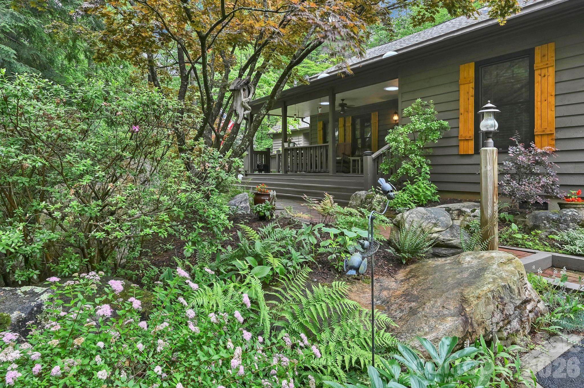 29 Shadow Brook Drive — Flat Rock