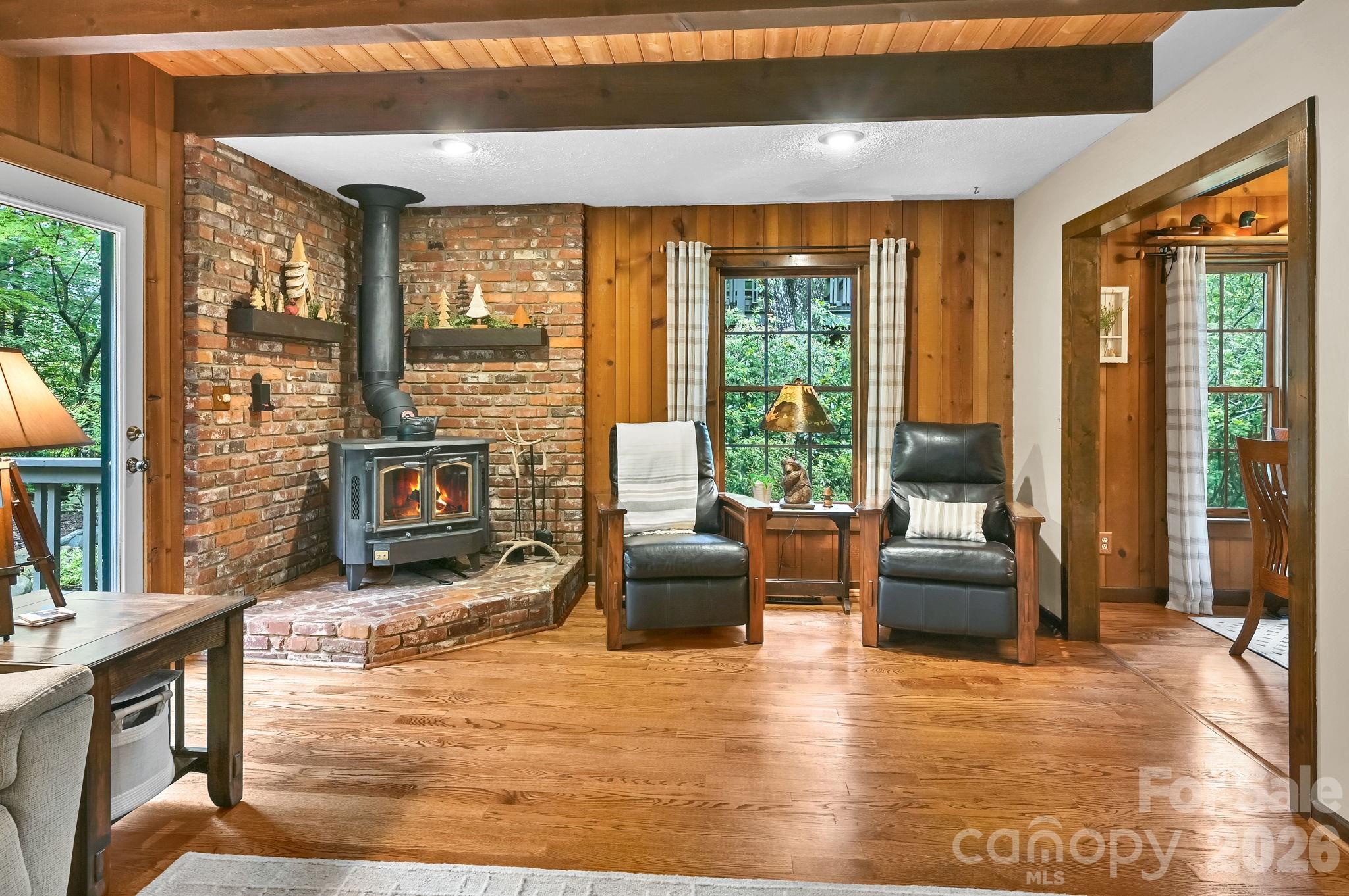 29 Shadow Brook Drive — Flat Rock