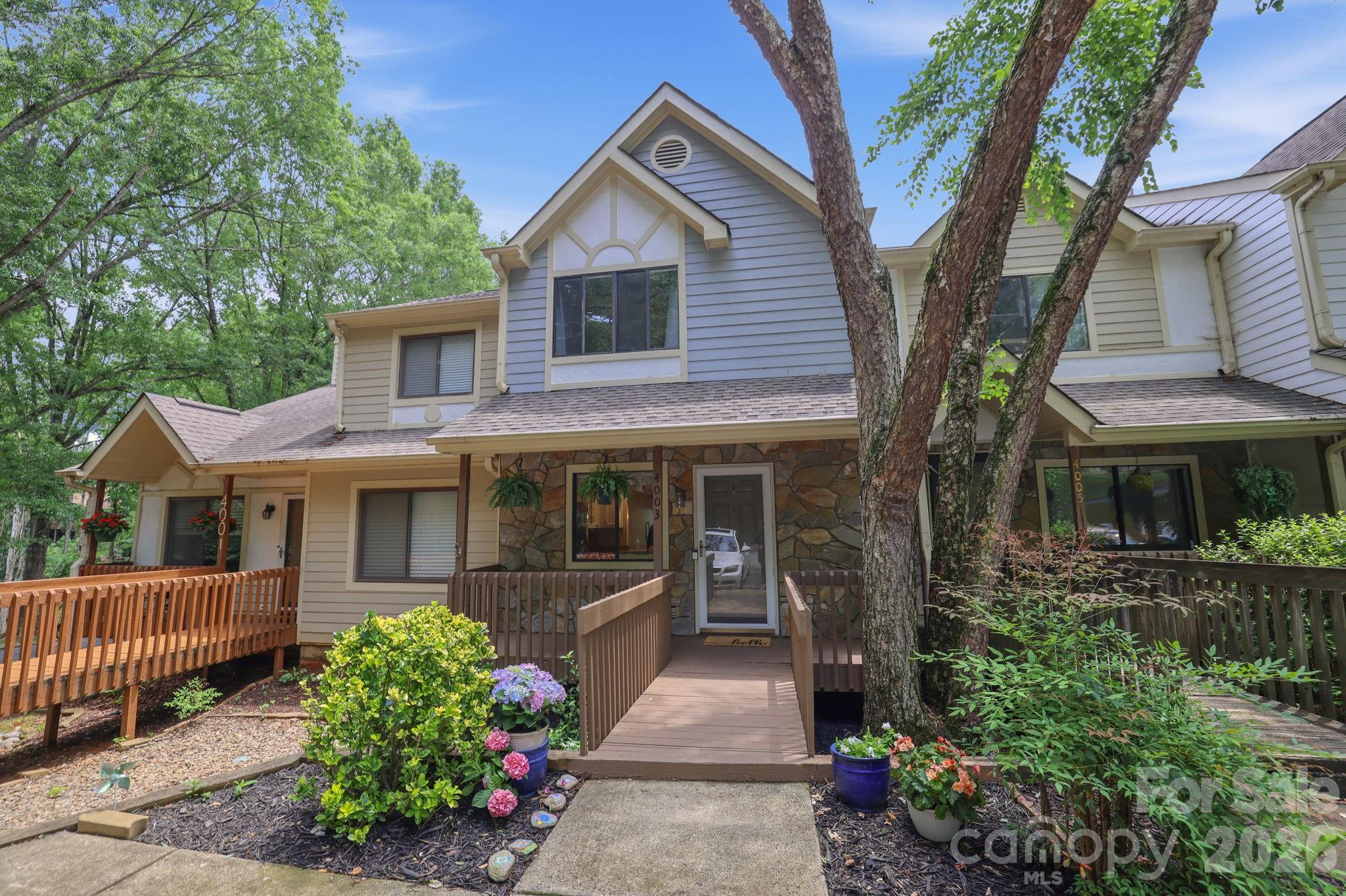4003 North Course Drive — Charlotte