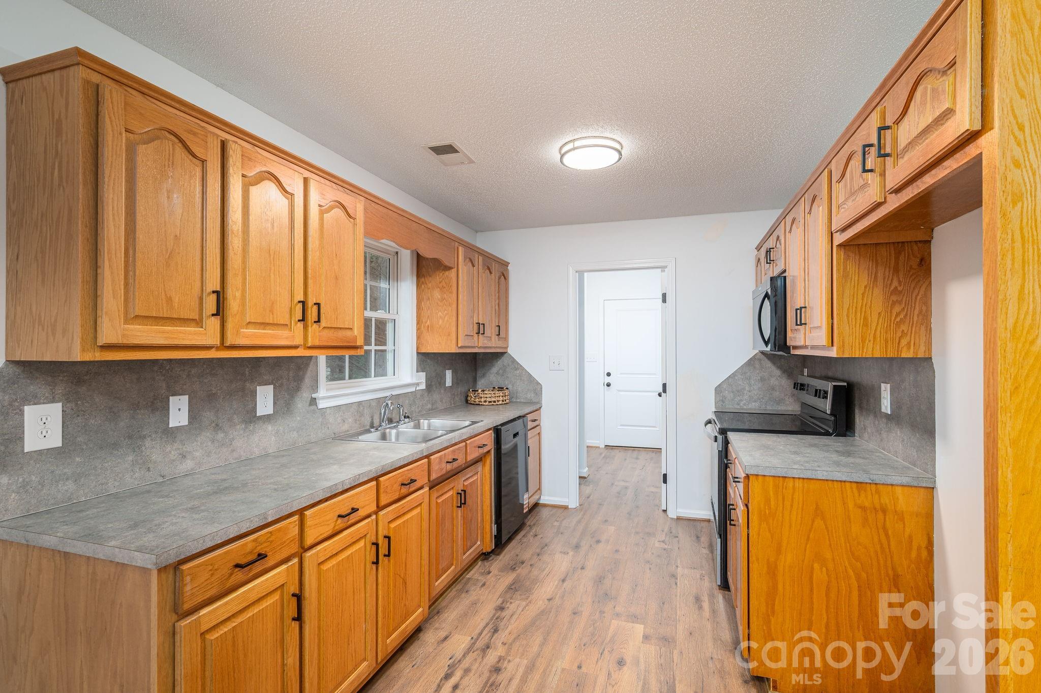 304 Springhill Lane — Maiden